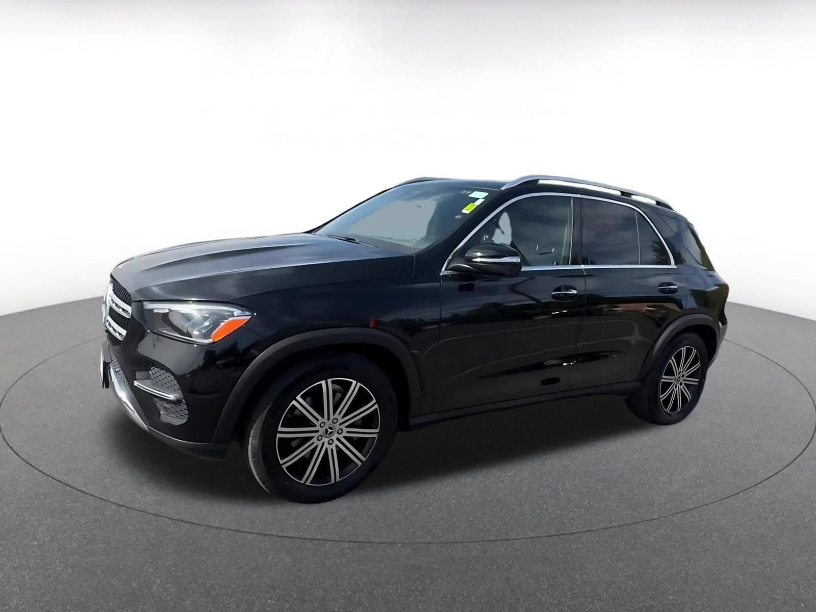 Thumbnail: 2026 Mercedes-Benz GLE - 8