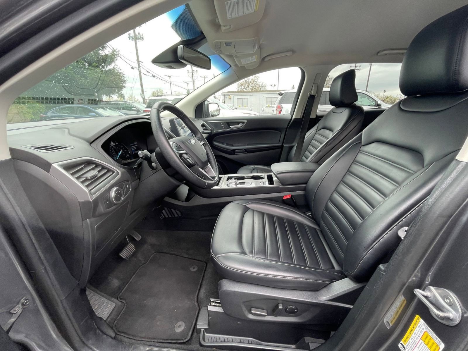 2024 Ford Edge SEL 26