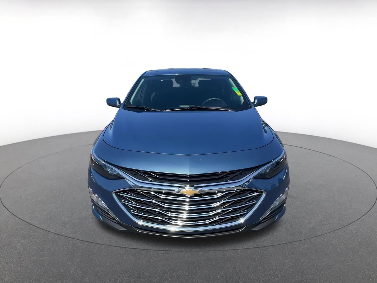 Thumbnail: 2024 Chevrolet Malibu - 5