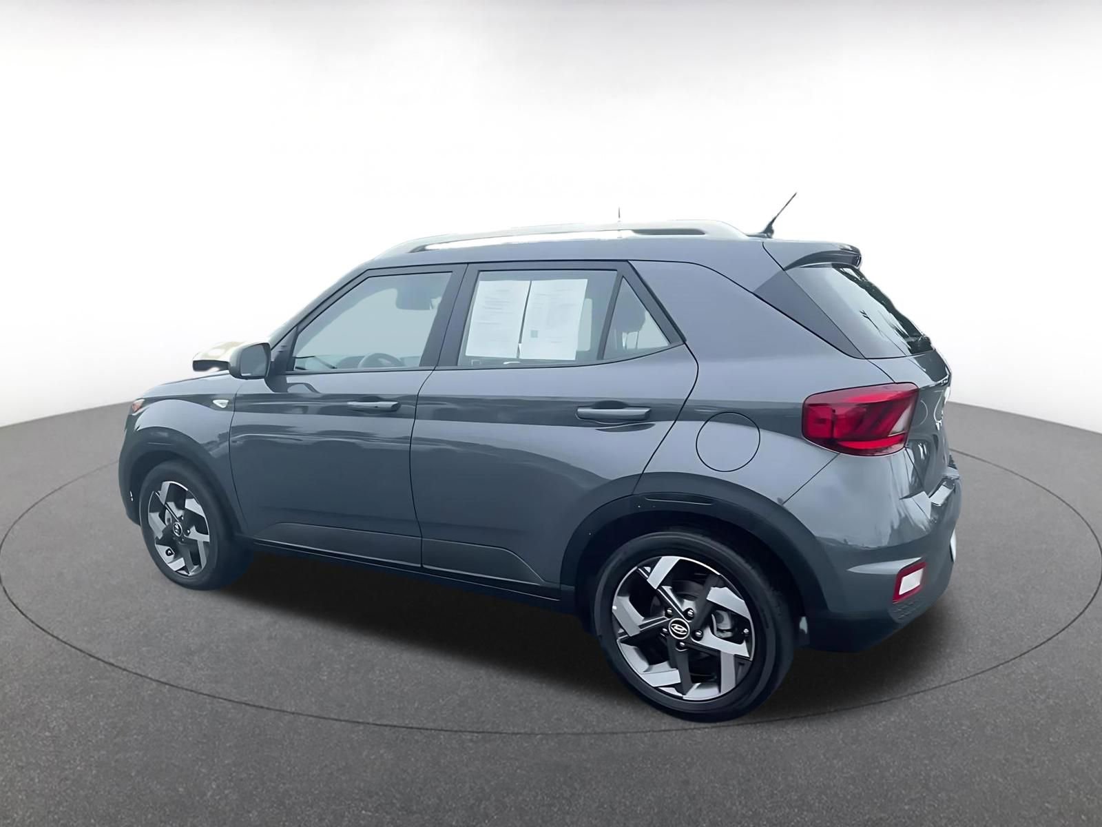 Thumbnail: 2025 Hyundai Venue - 10