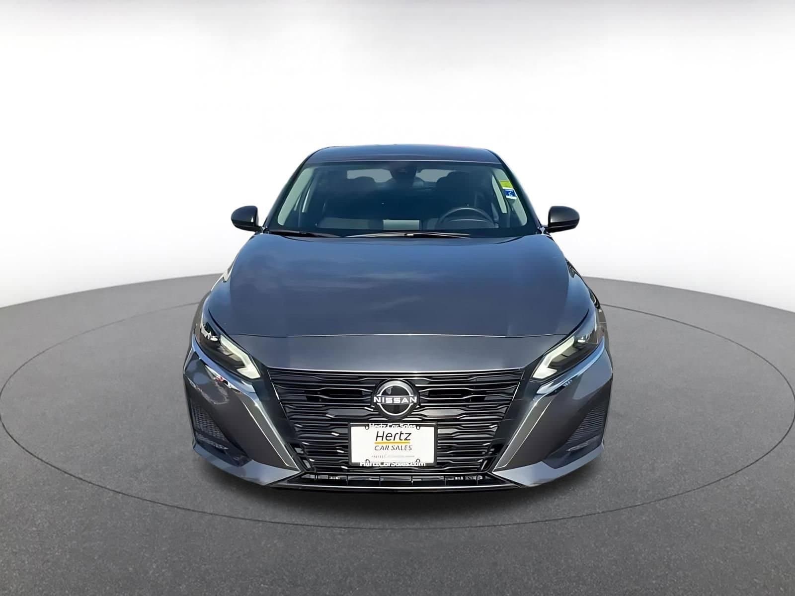 Thumbnail: 2025 Nissan Altima - 4