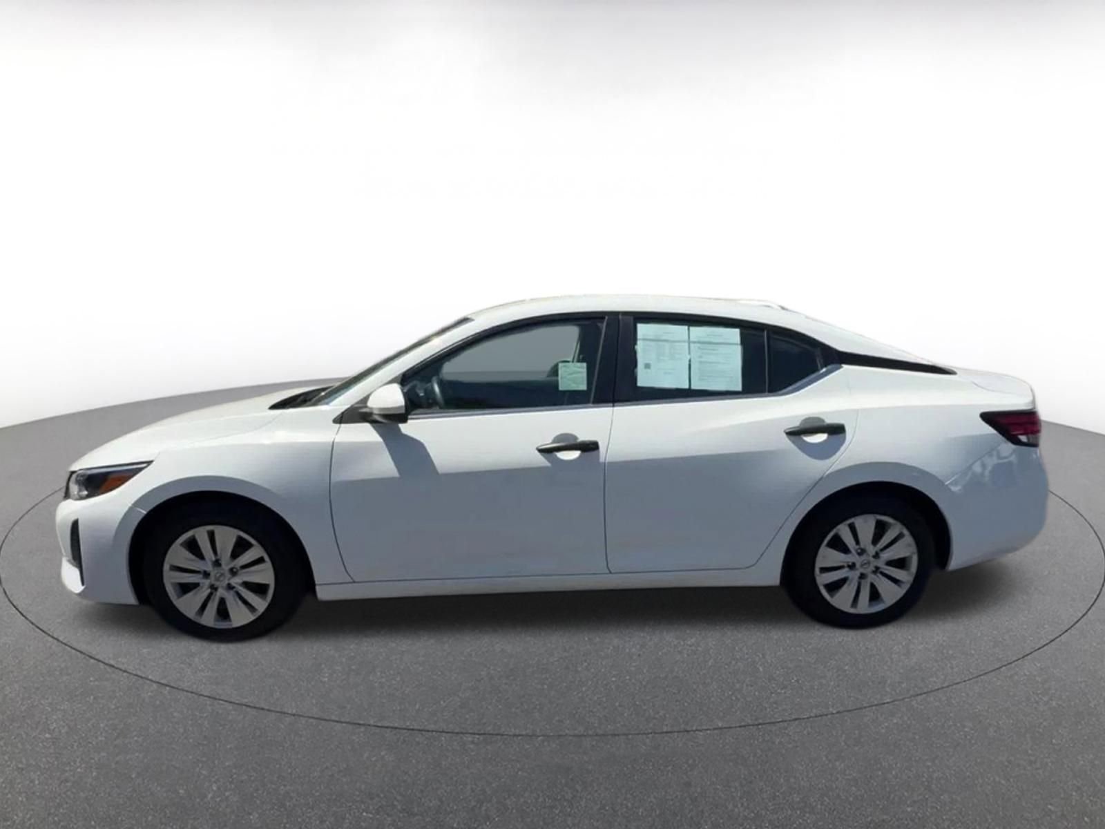 Thumbnail: 2025 Nissan Sentra - 9