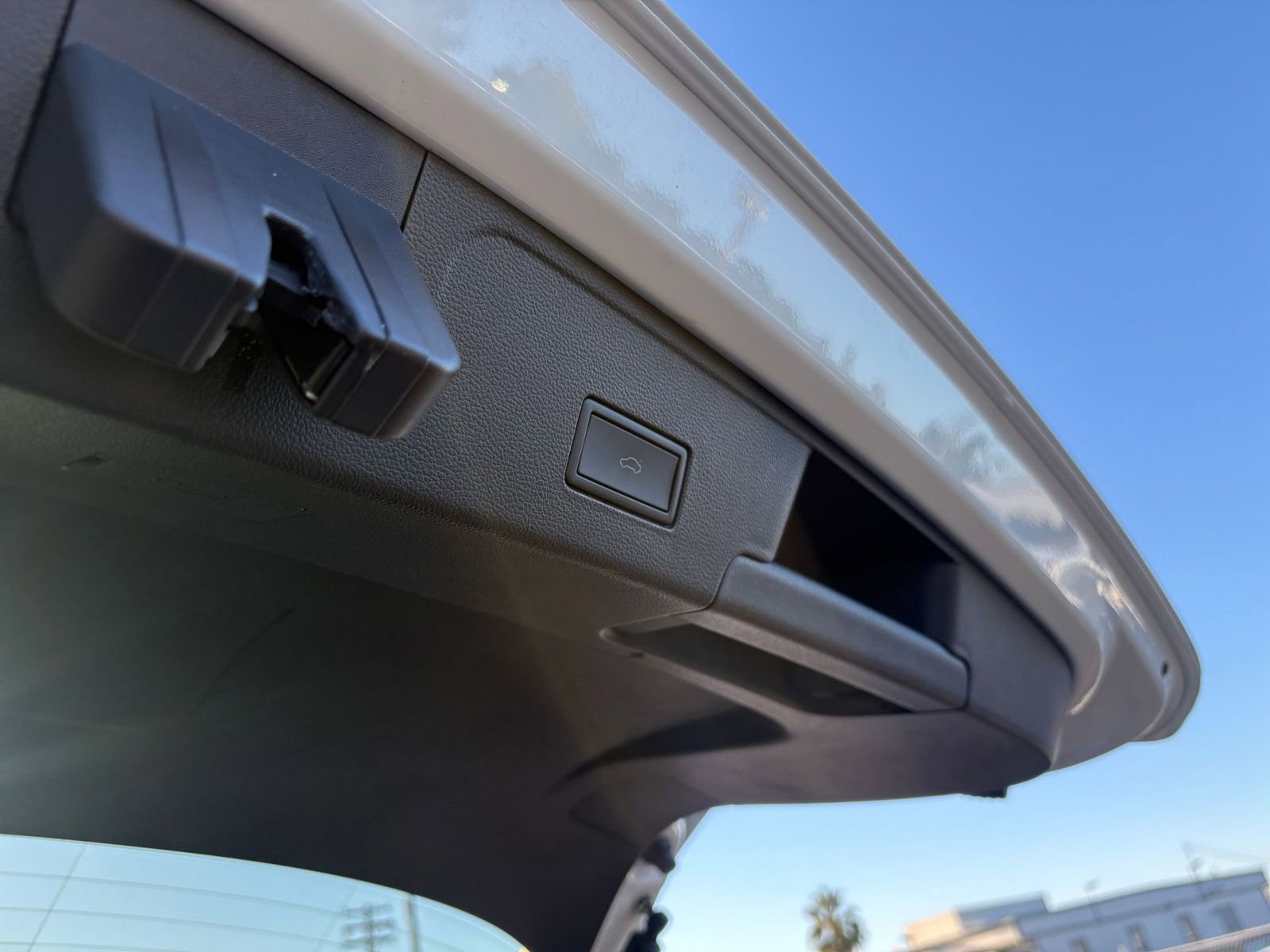 Thumbnail: 2025 Volkswagen Atlas - 23