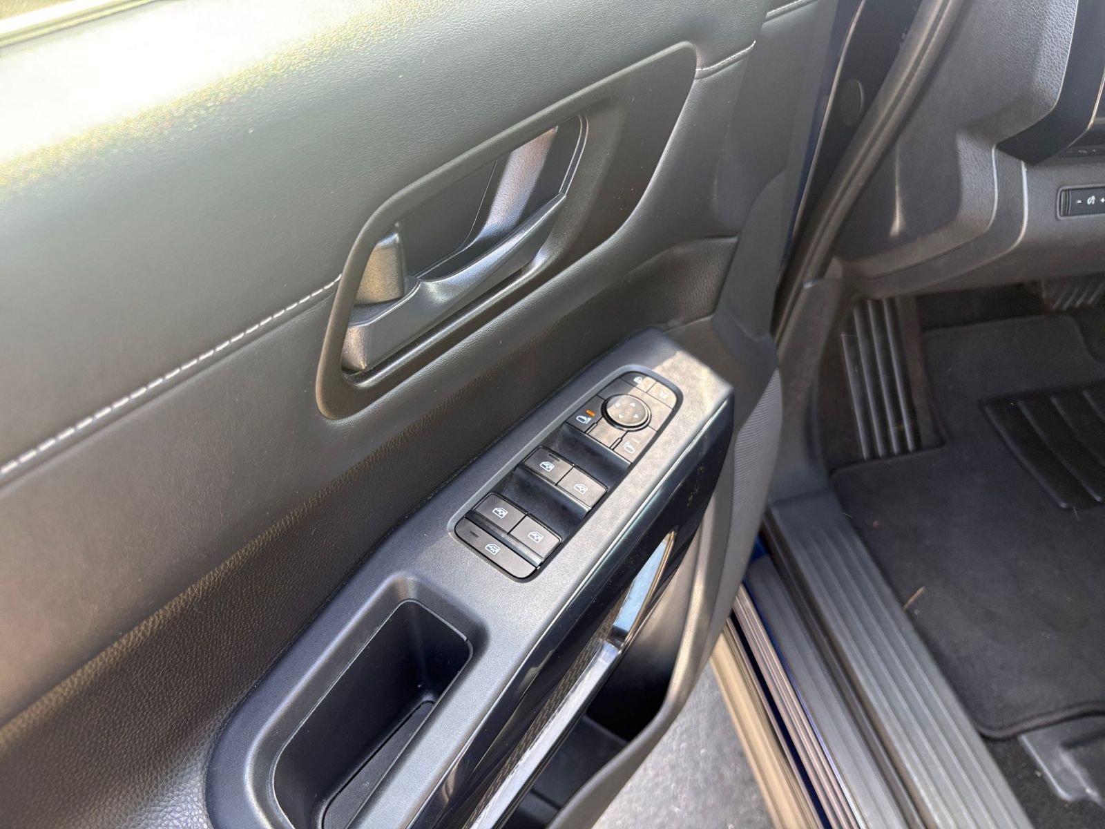 Thumbnail: 2025 Nissan Pathfinder - 18