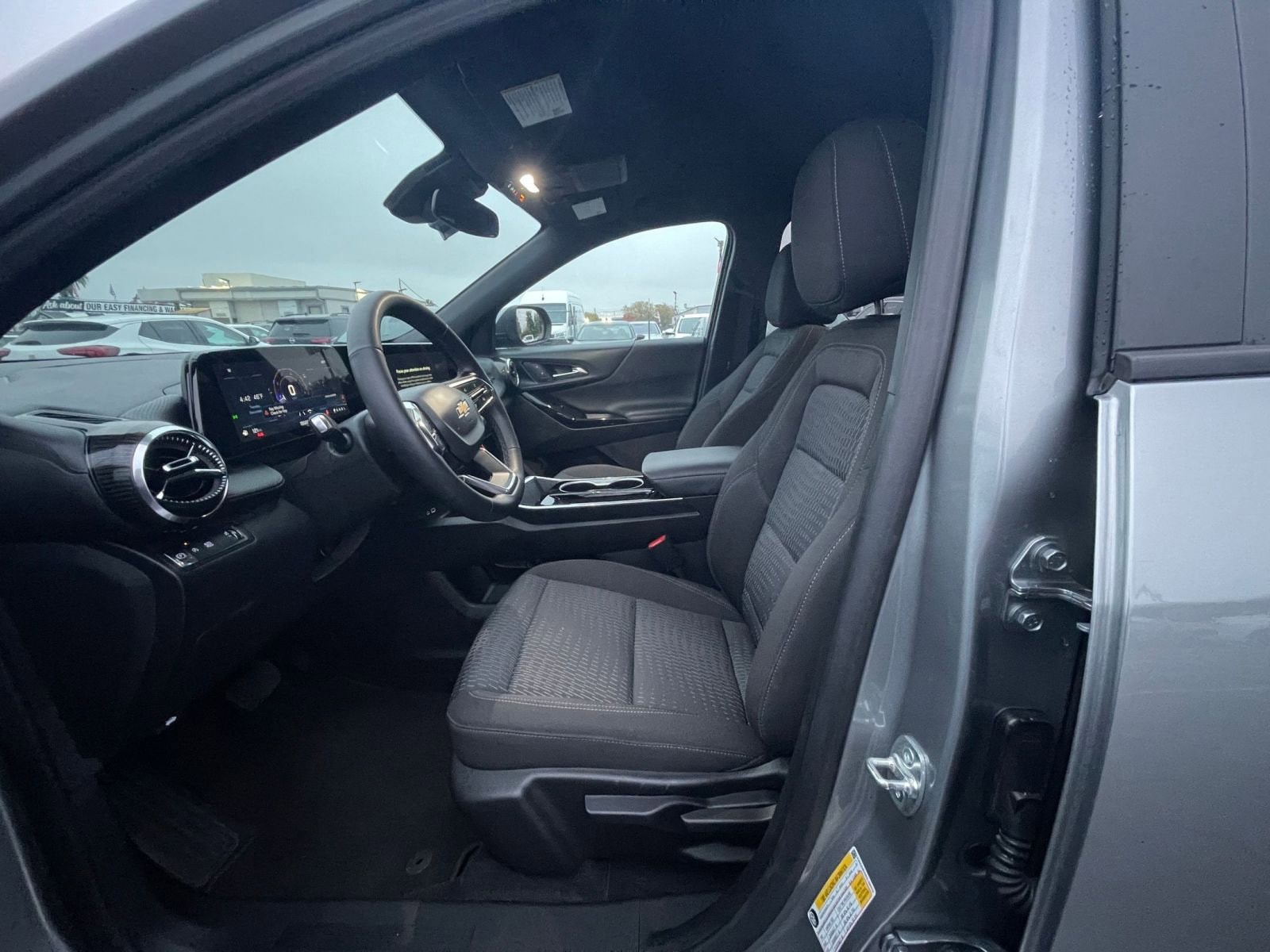 Thumbnail: 2025 Chevrolet Equinox - 27