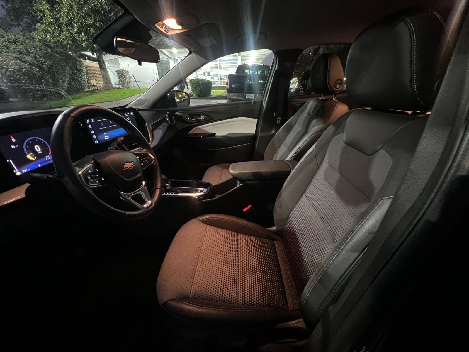 Thumbnail: 2025 Chevrolet Trax - 27