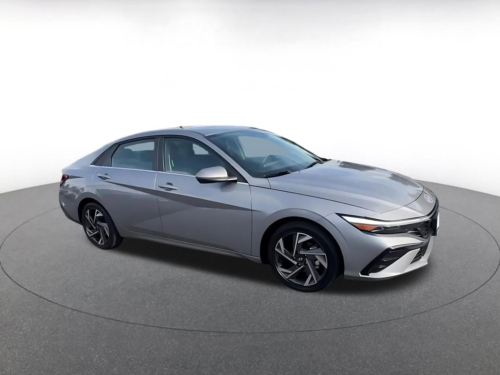 Thumbnail: 2025 Hyundai Elantra - 2