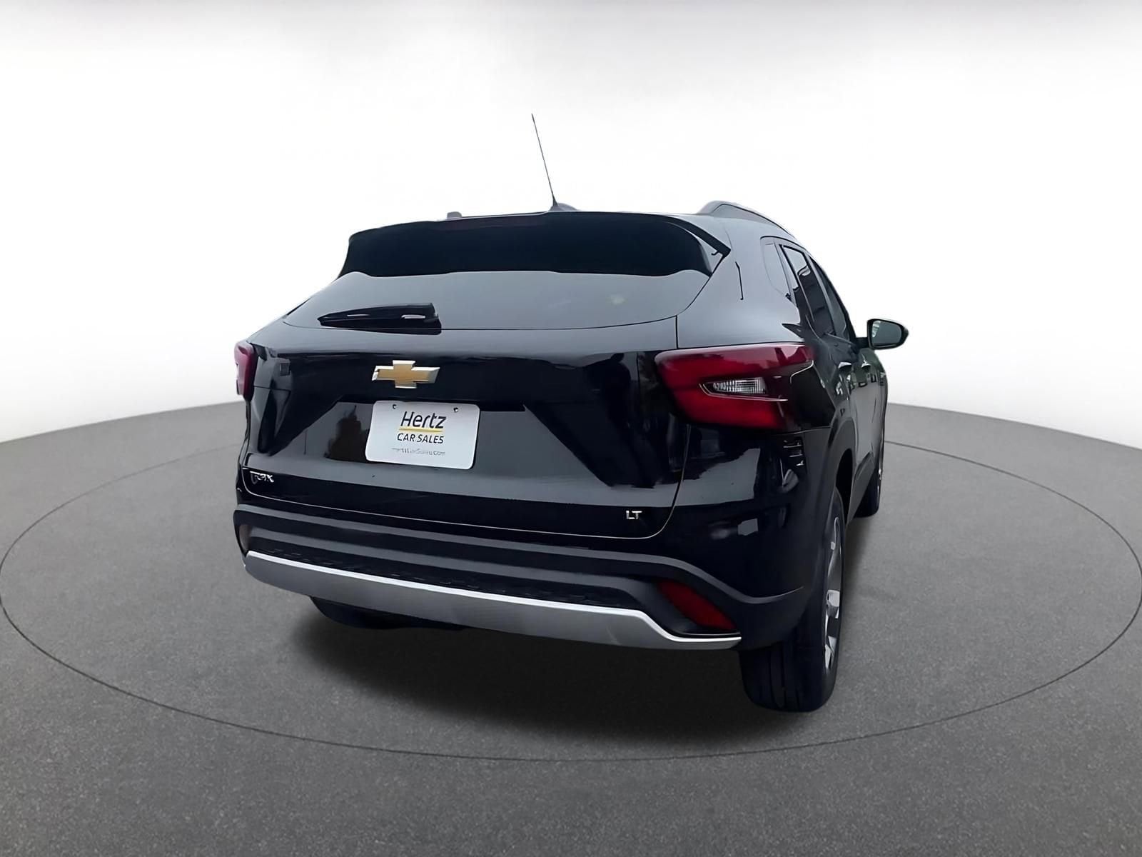 Thumbnail: 2025 Chevrolet Trax - 14