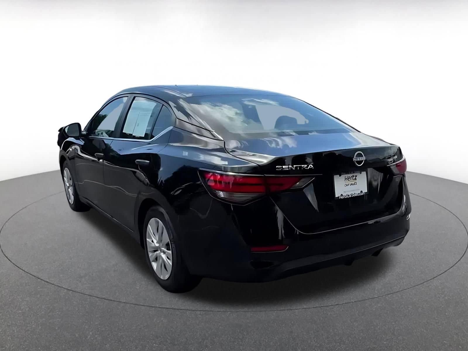 Thumbnail: 2025 Nissan Sentra - 11