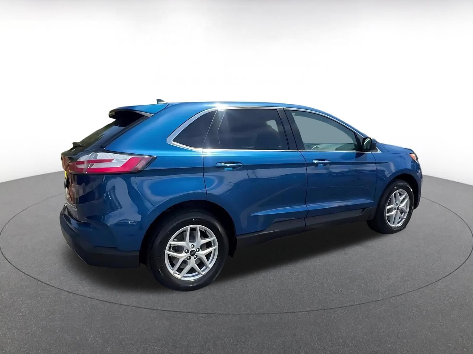 Thumbnail: 2024 Ford Edge - 15