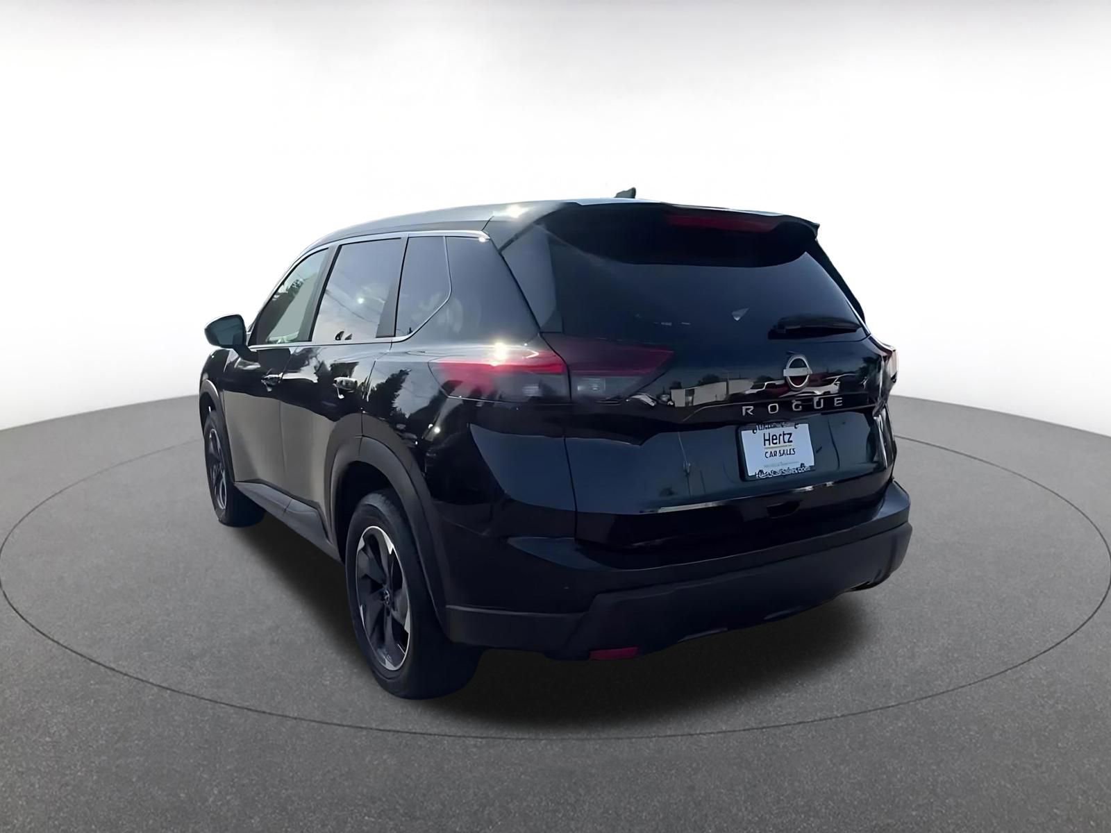 Thumbnail: 2025 Nissan Rogue - 11