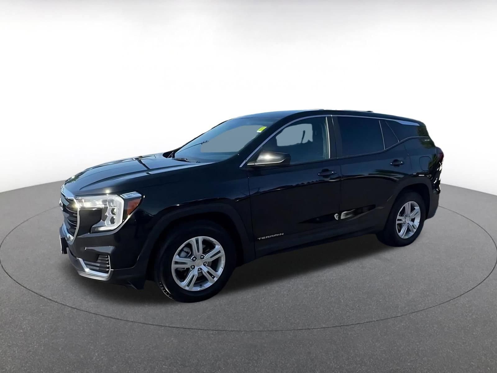Thumbnail: 2024 GMC Terrain - 8