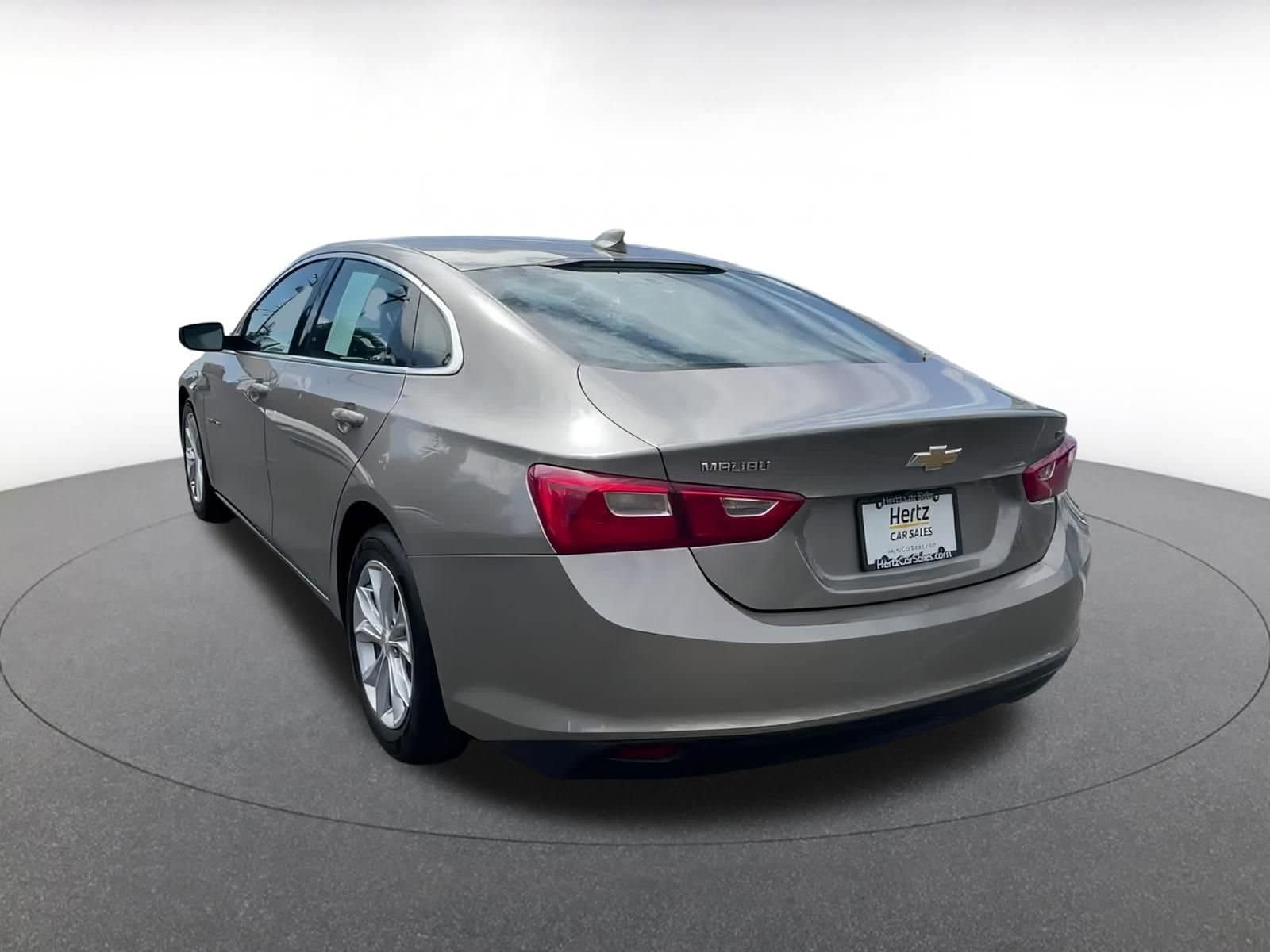 Thumbnail: 2023 Chevrolet Malibu - 11