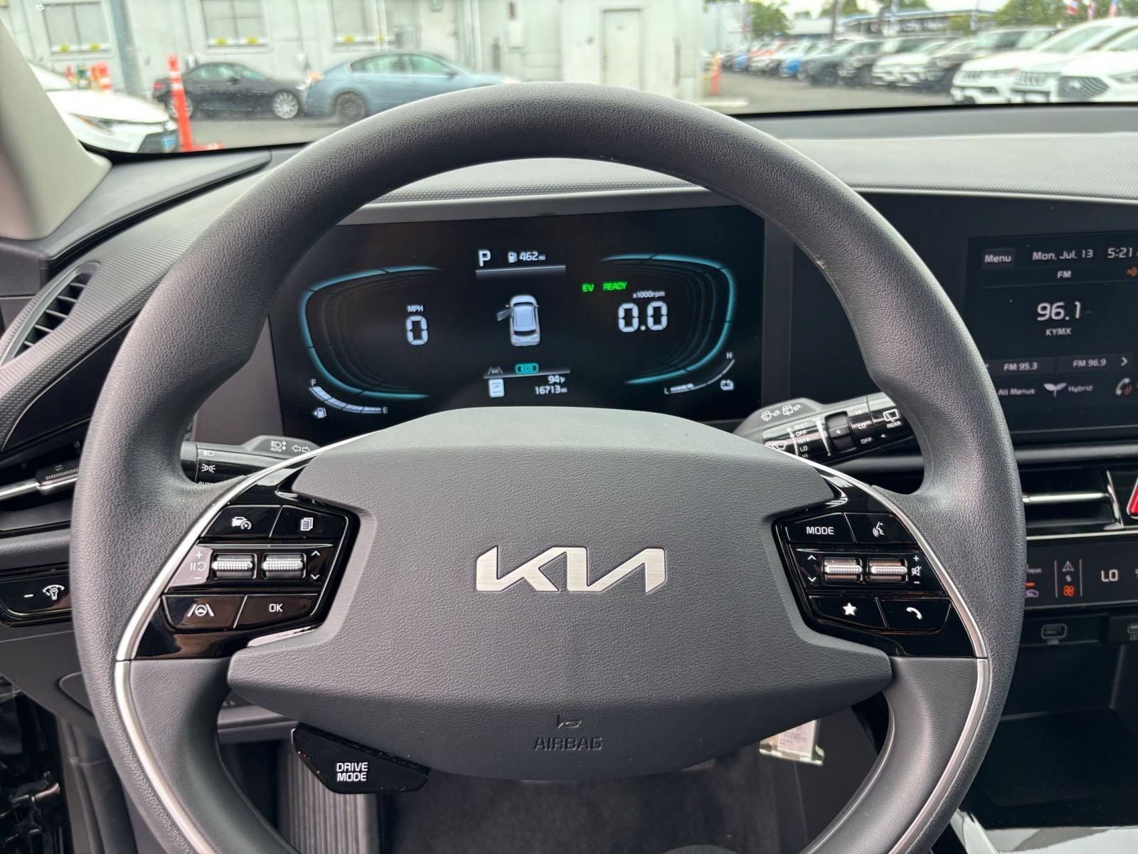 Thumbnail: 2026 Kia Niro - 25