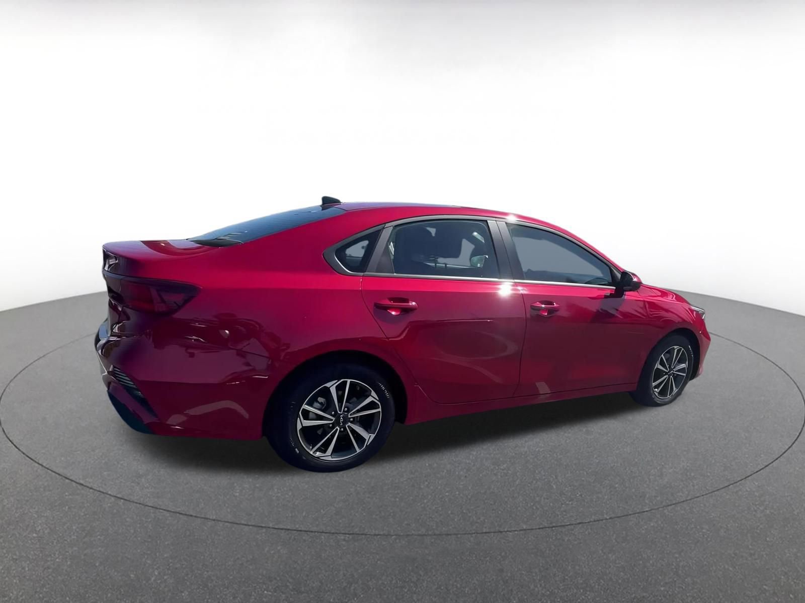 Thumbnail: 2024 Kia Forte - 15