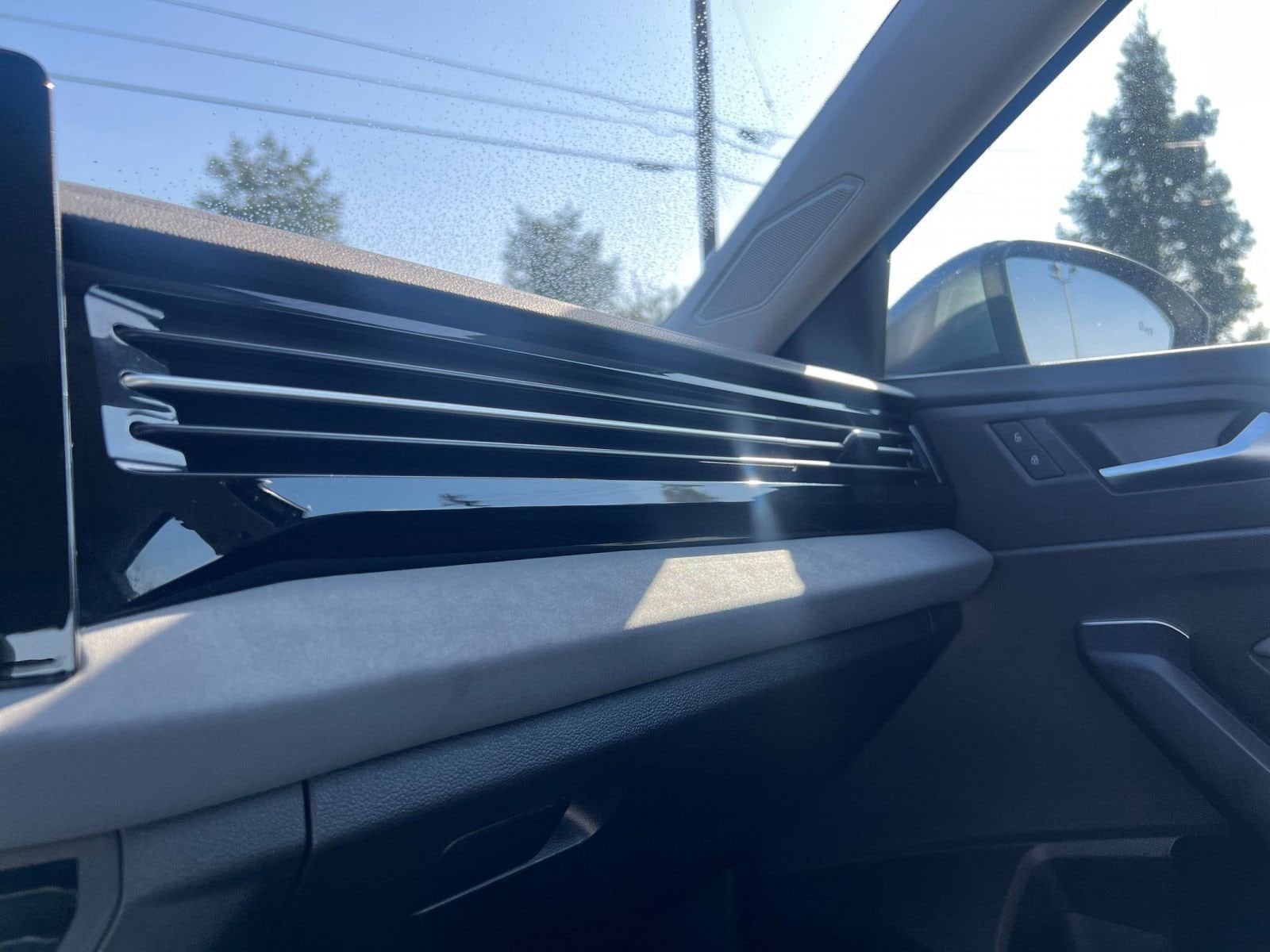 Thumbnail: 2025 Volkswagen Jetta - 31