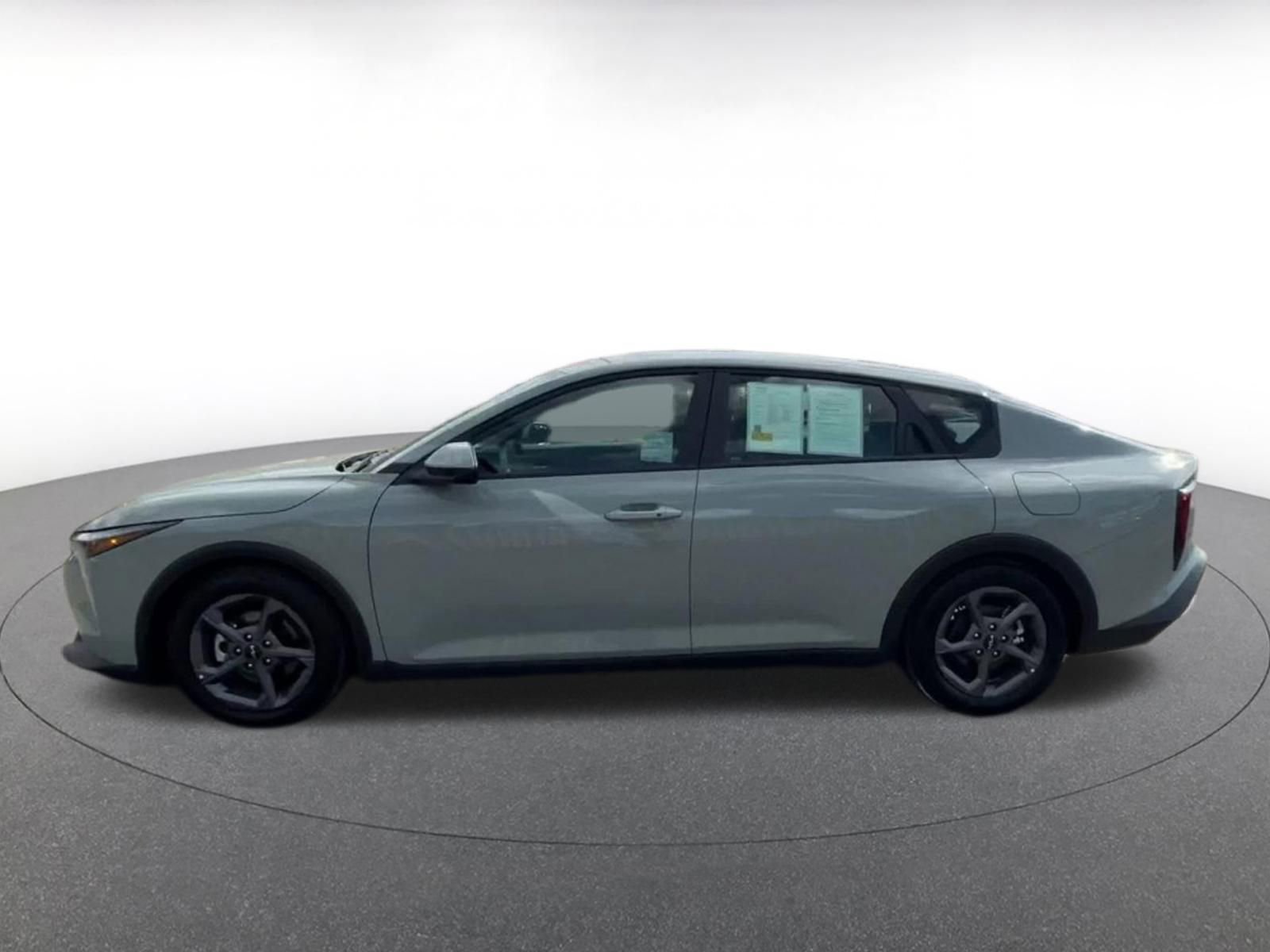 Thumbnail: 2025 Kia K4 - 9