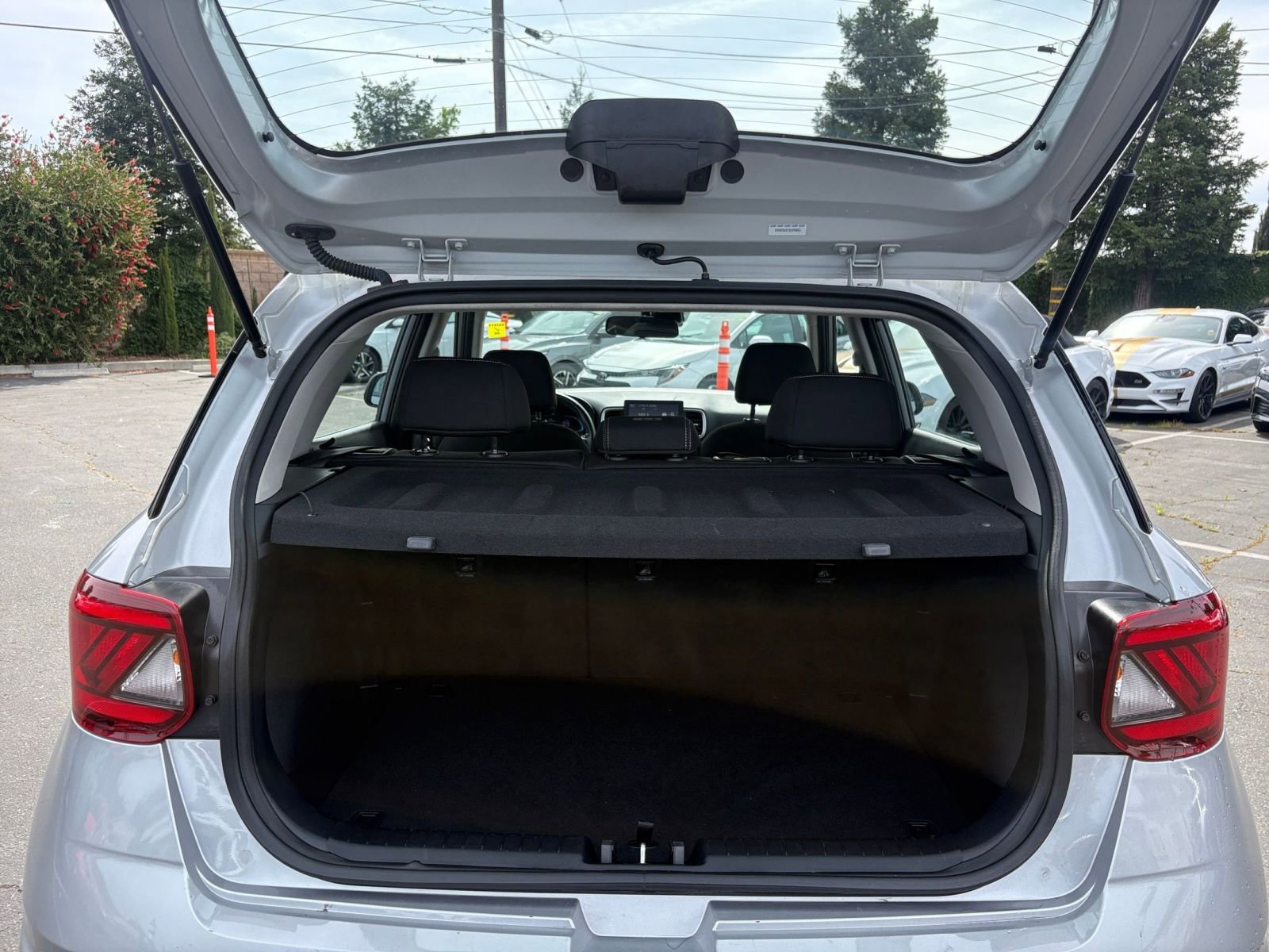 Thumbnail: 2025 Hyundai Venue - 31