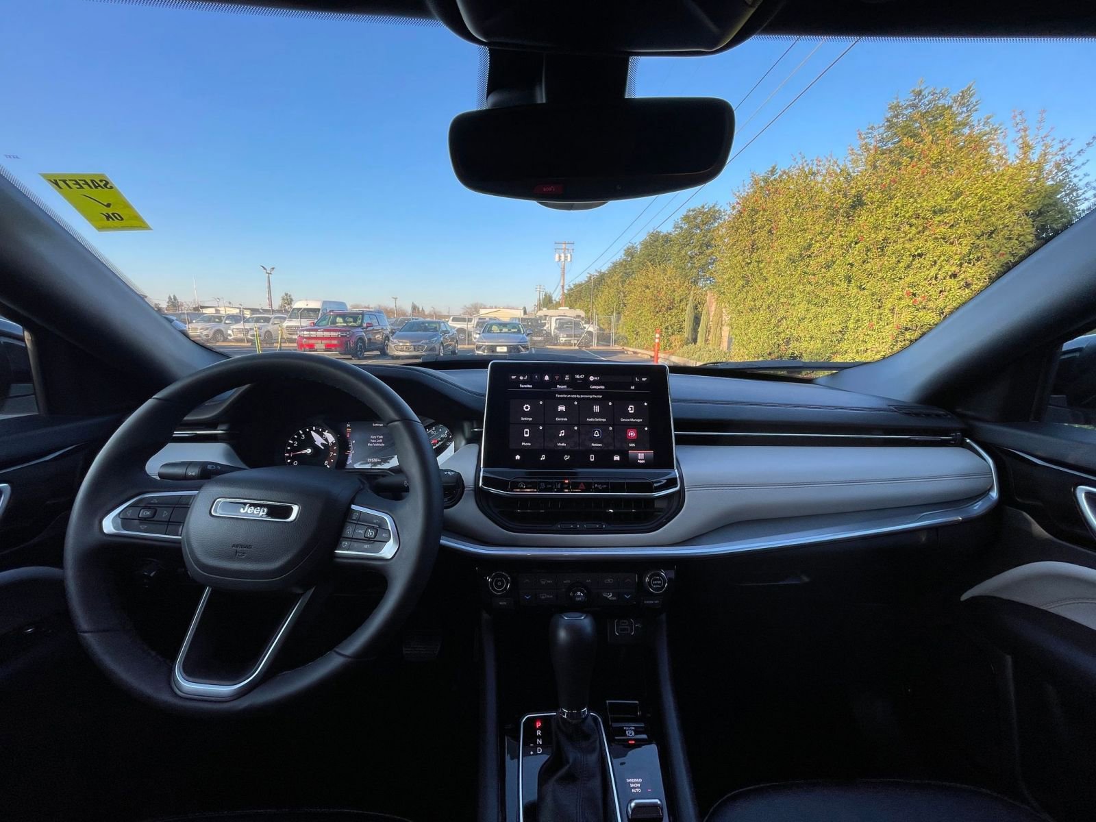 Thumbnail: 2025 Jeep Compass - 33