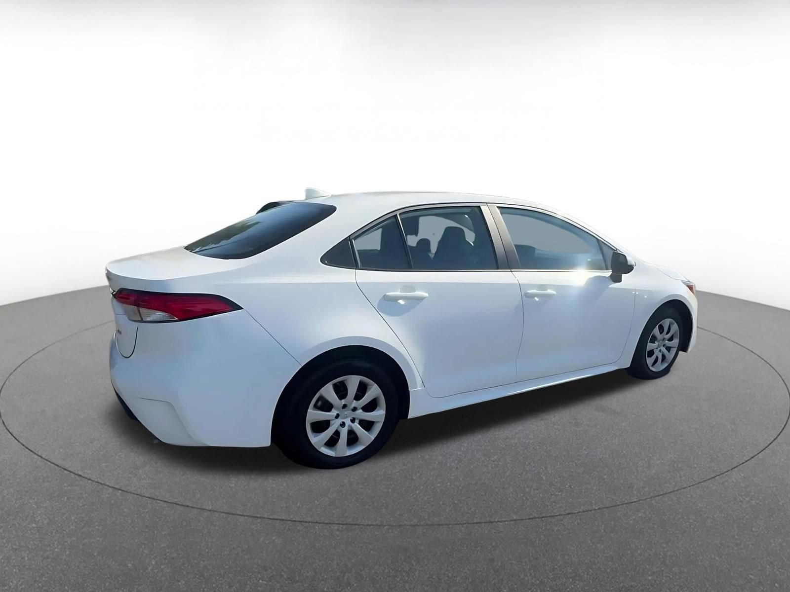 Thumbnail: 2025 Toyota Corolla - 14