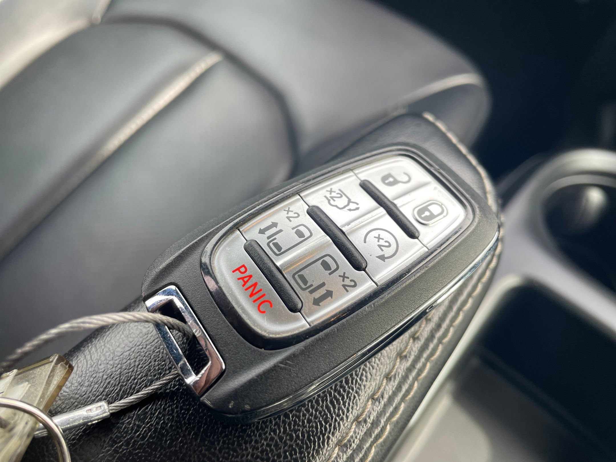 Thumbnail: 2025 Chrysler Pacifica - 18