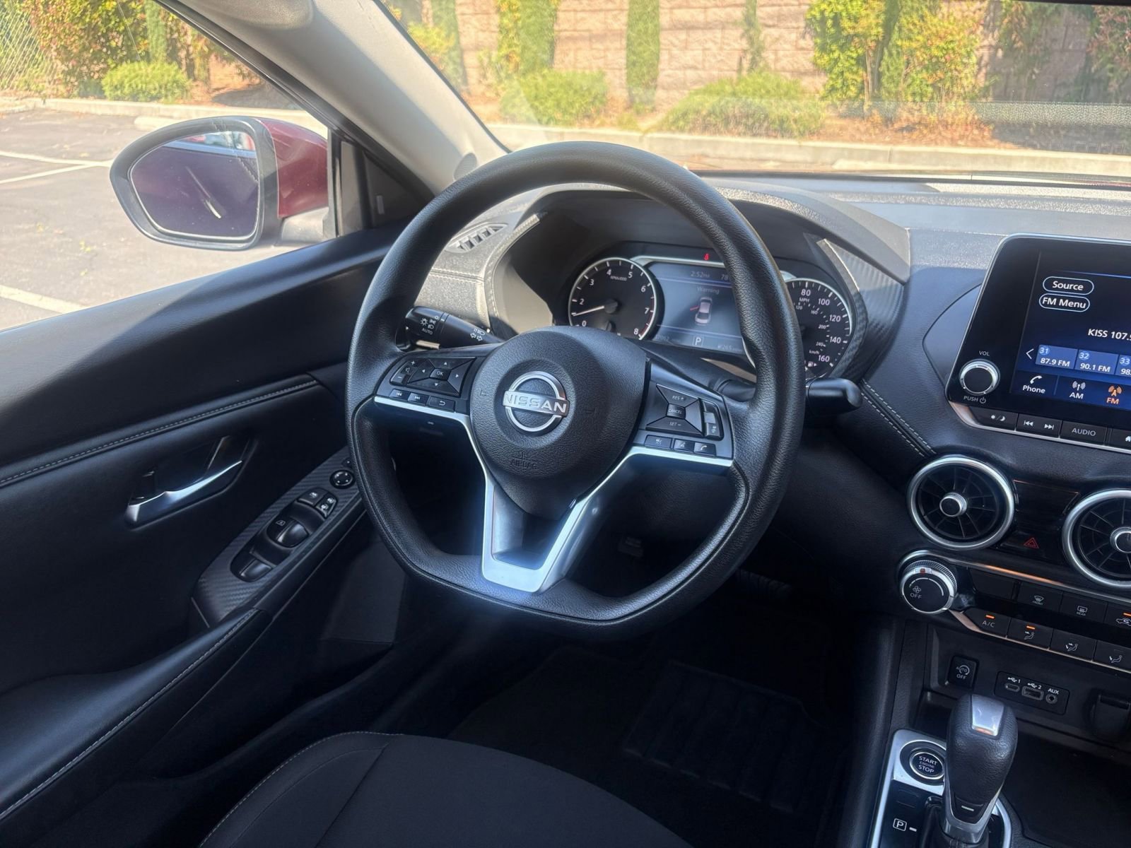 Thumbnail: 2025 Nissan Sentra - 32