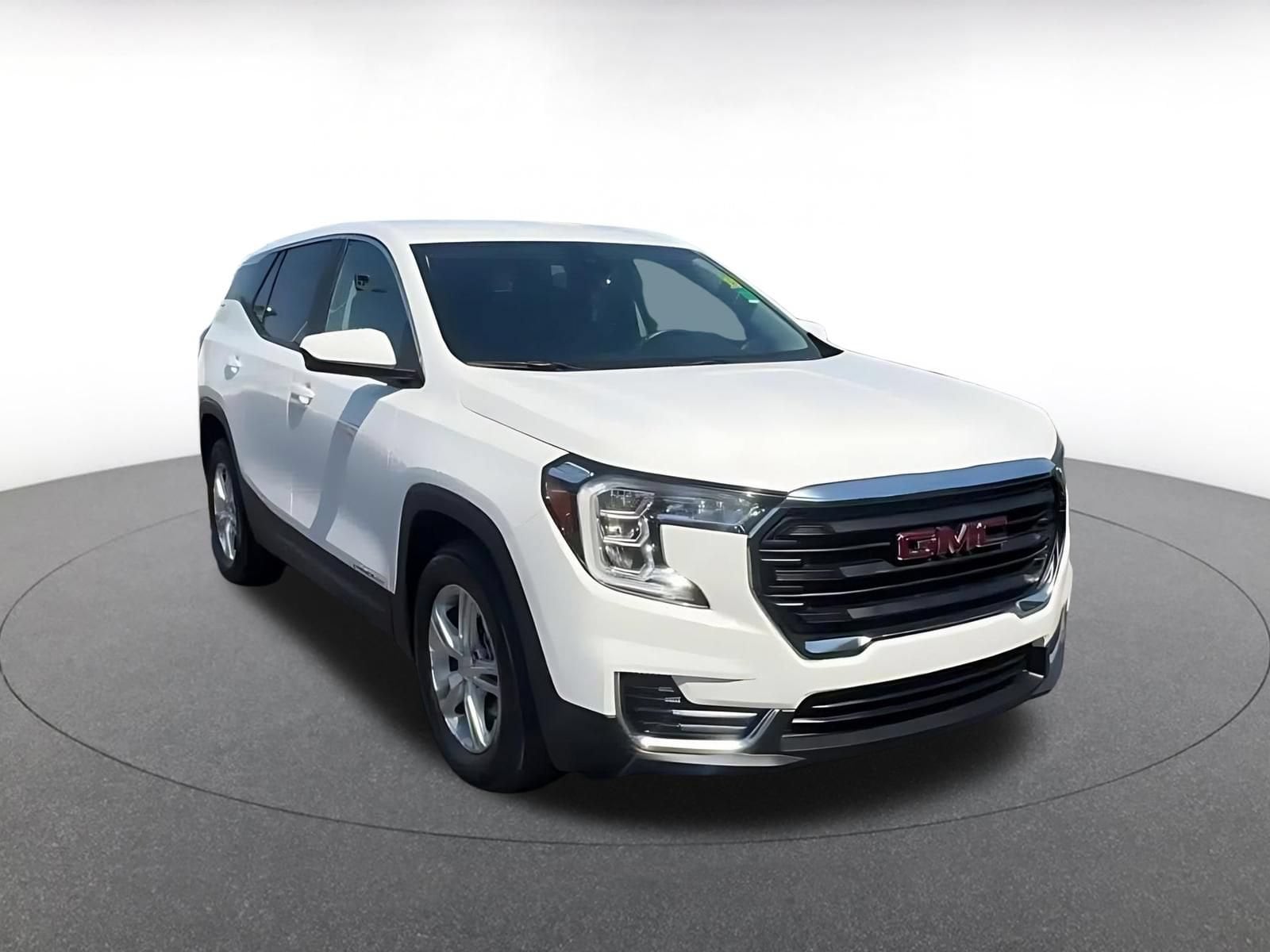 Thumbnail: 2024 GMC Terrain - 3