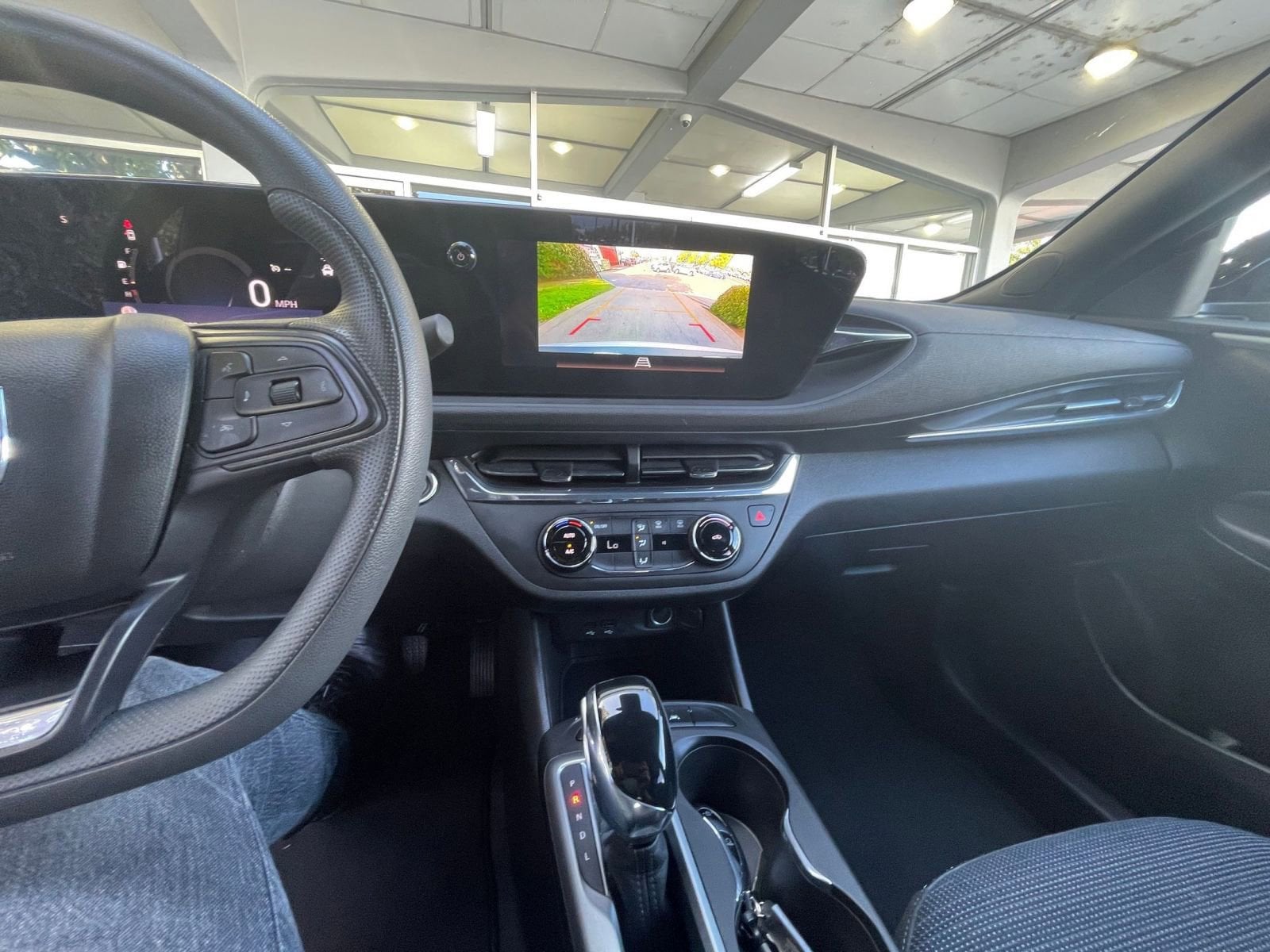 Thumbnail: 2025 Buick Envista - 17