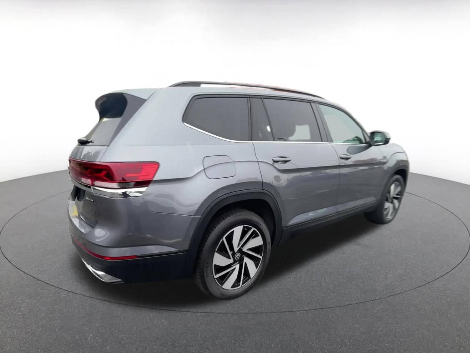 Thumbnail: 2025 Volkswagen Atlas - 15