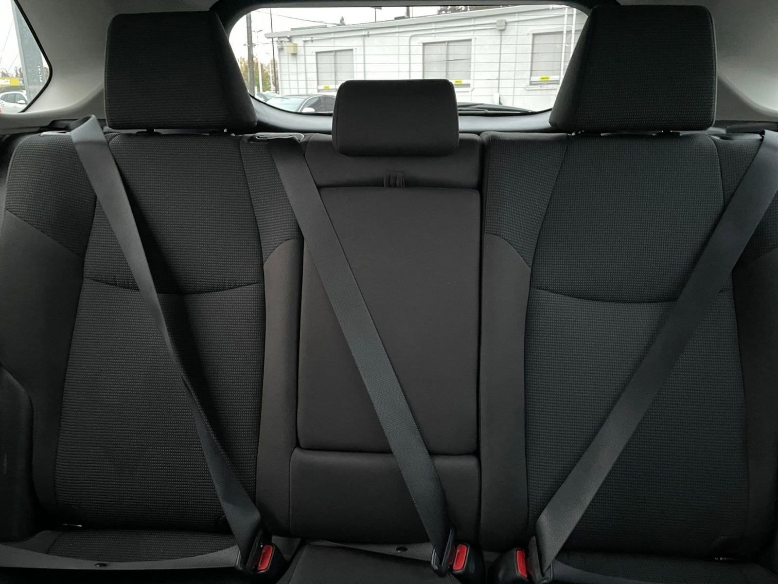 Thumbnail: 2025 Toyota RAV4 - 32