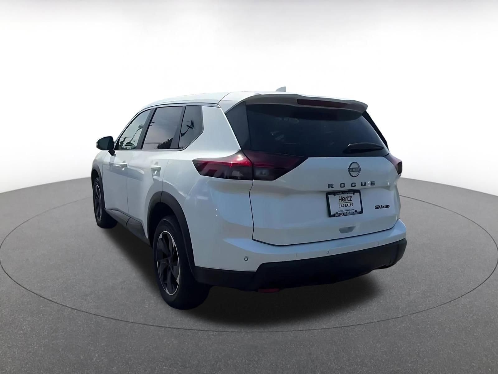 Thumbnail: 2024 Nissan Rogue - 11