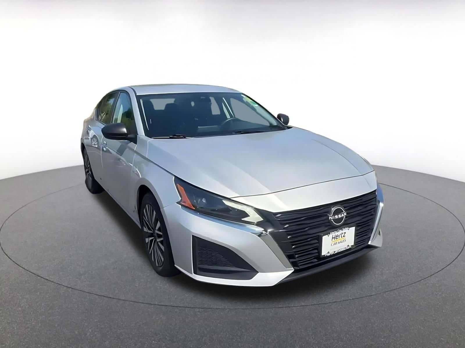 Thumbnail: 2024 Nissan Altima - 3