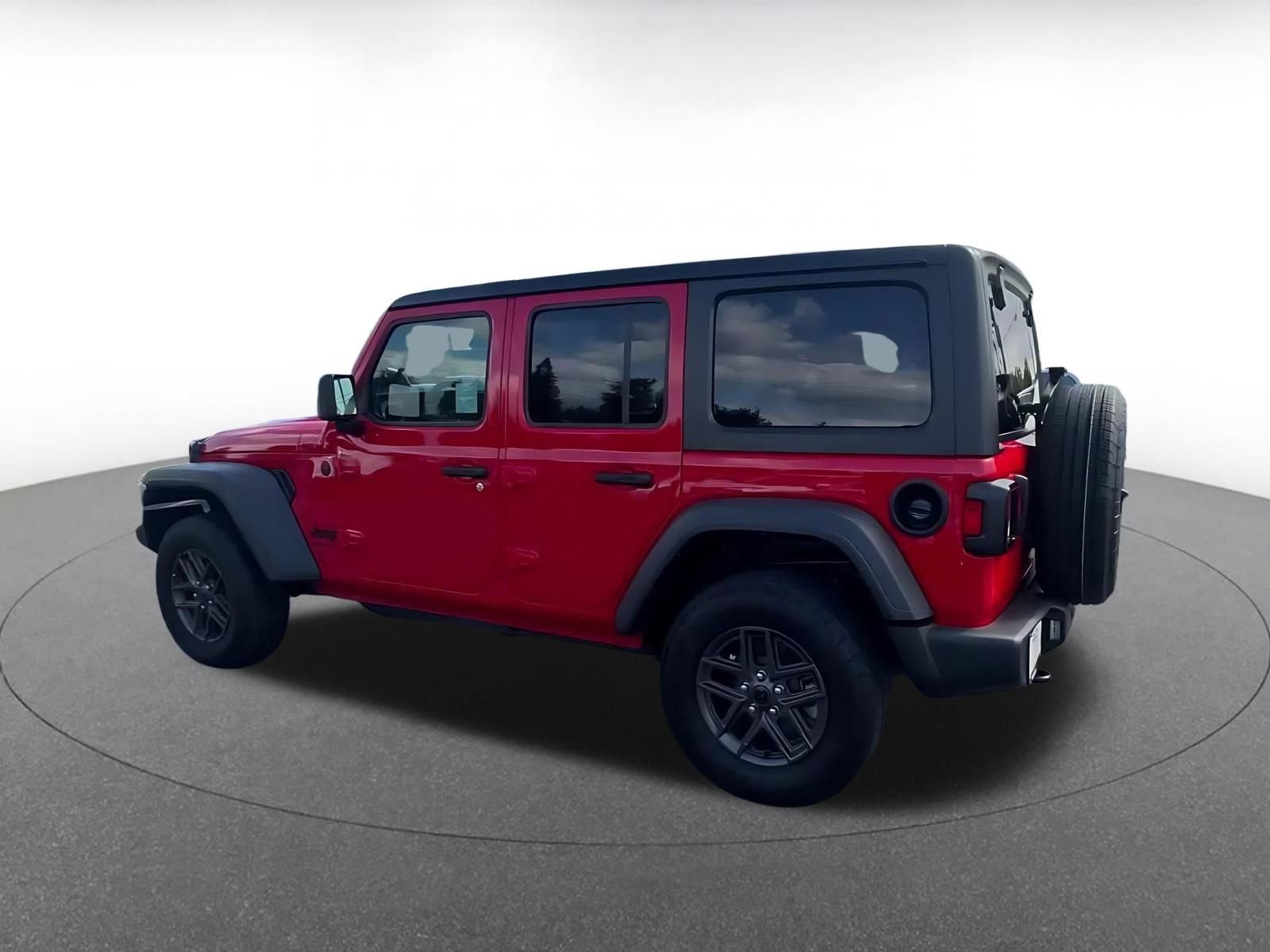 Thumbnail: 2025 Jeep Wrangler - 10