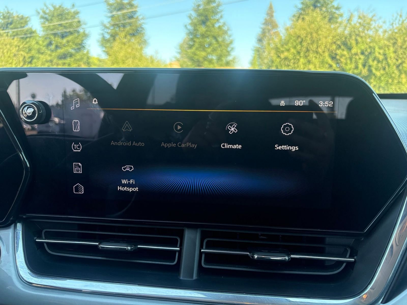 Thumbnail: 2025 Chevrolet Trax - 20