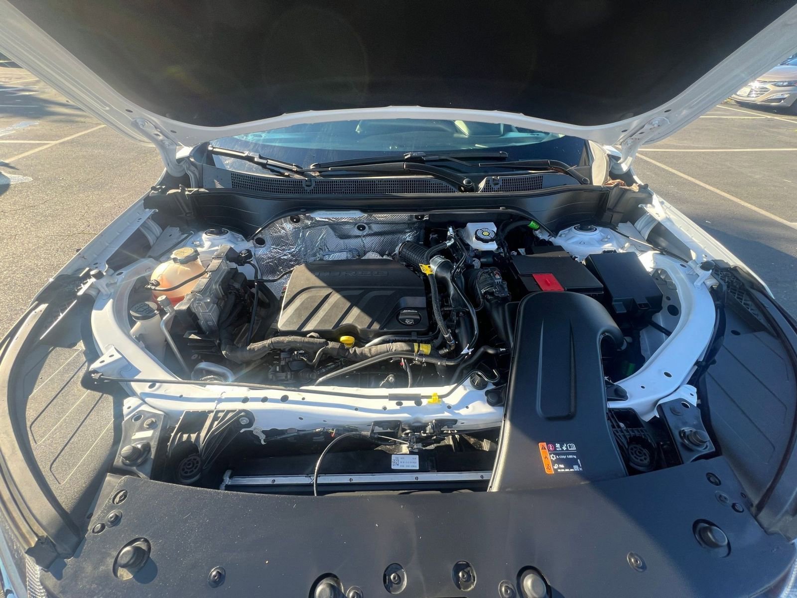 Thumbnail: 2025 Chevrolet Trax - 32