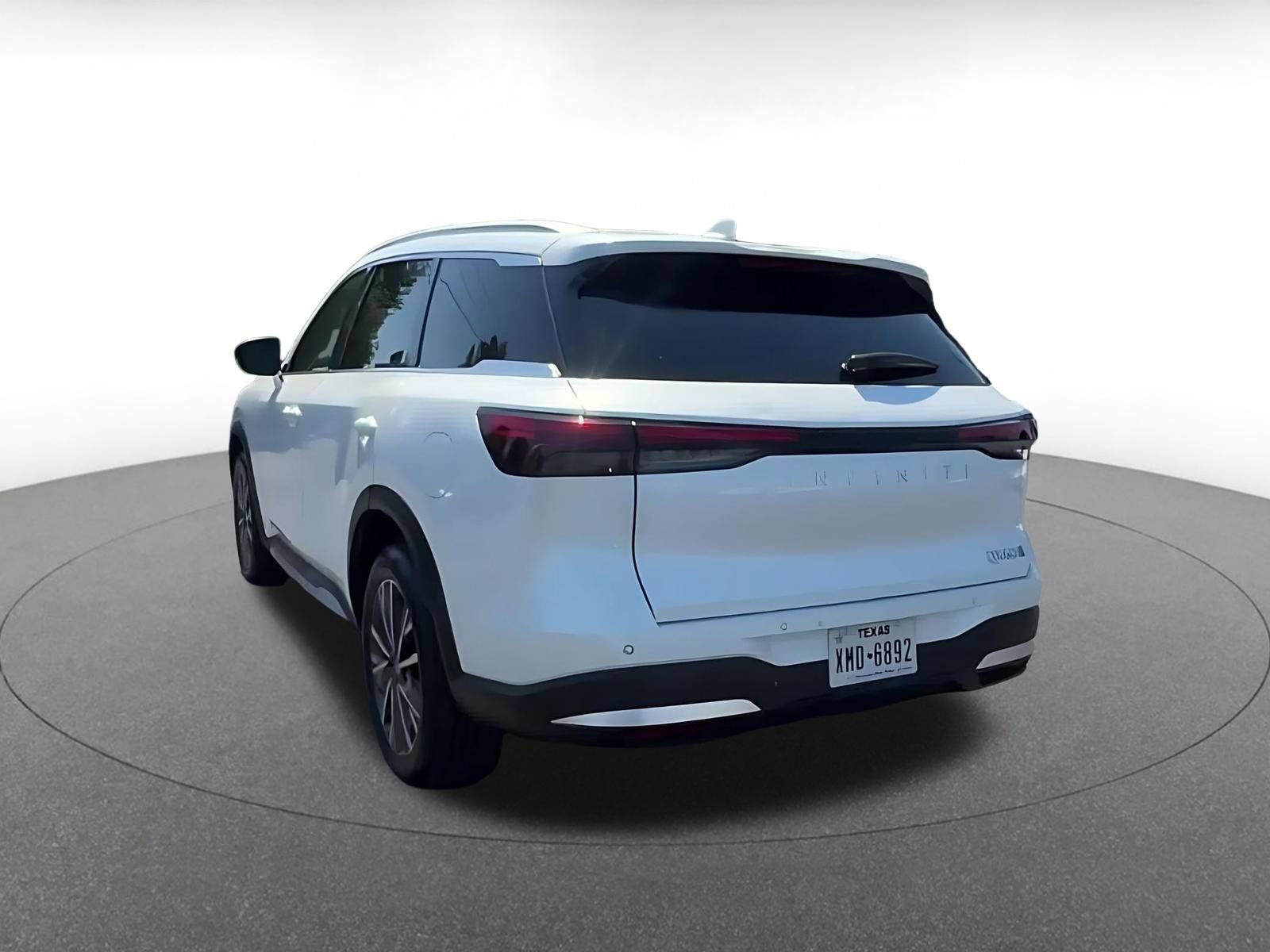 Thumbnail: 2026 INFINITI QX60 - 11