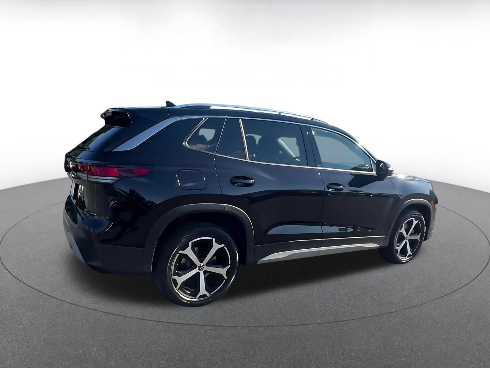 Thumbnail: 2026 Volkswagen Tiguan - 15