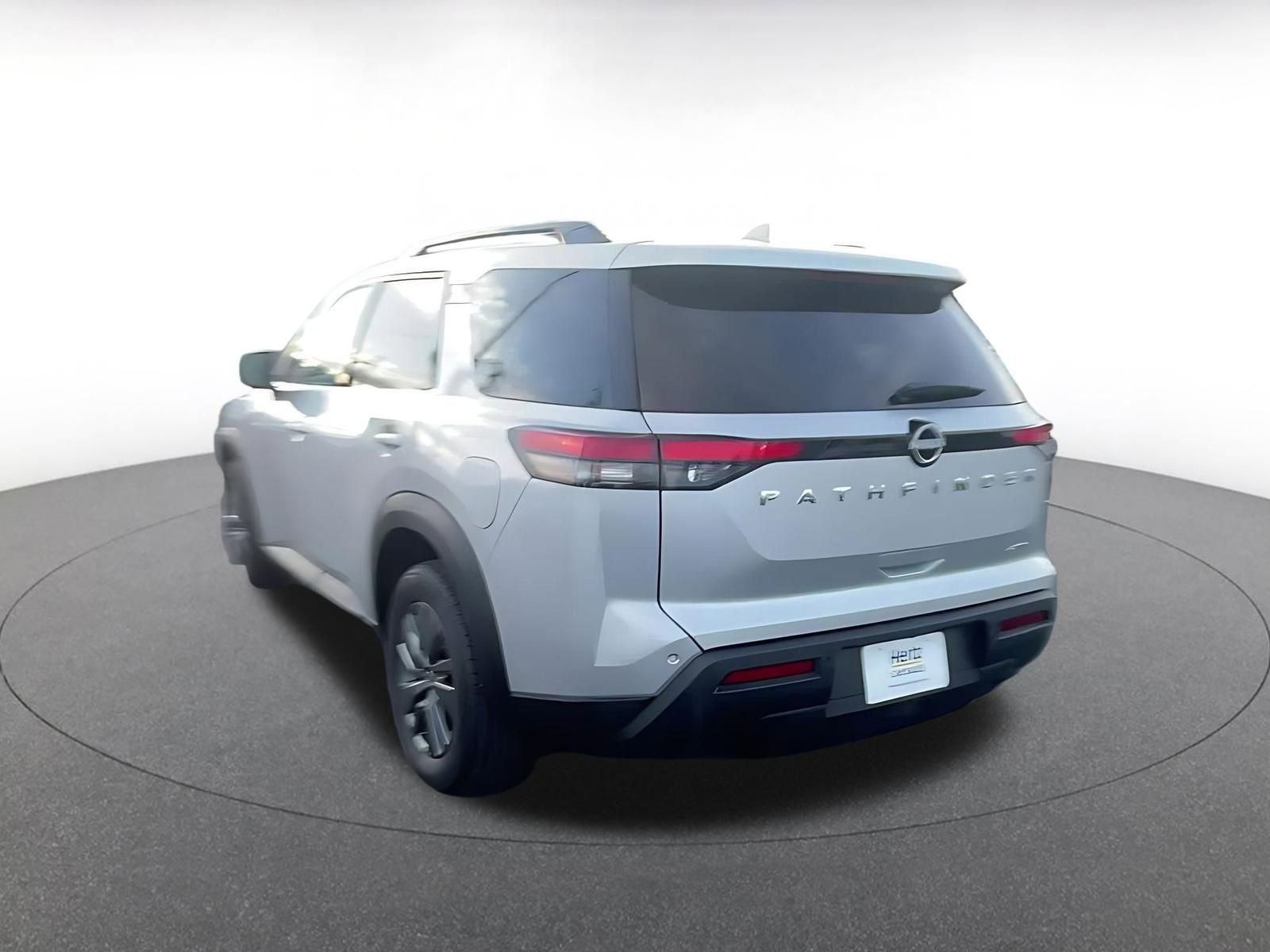 Thumbnail: 2025 Nissan Pathfinder - 11