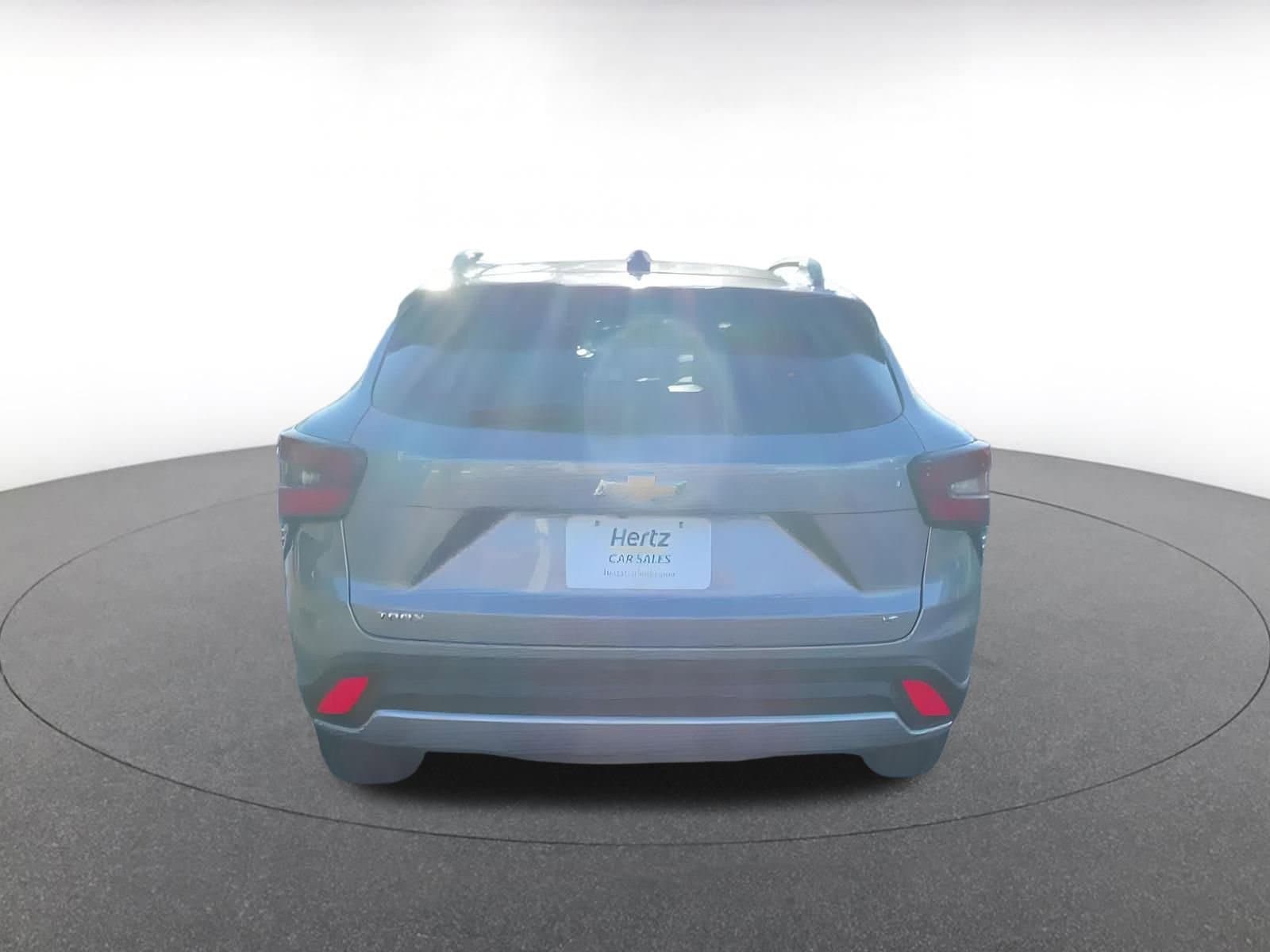 Thumbnail: 2025 Chevrolet Trax - 12