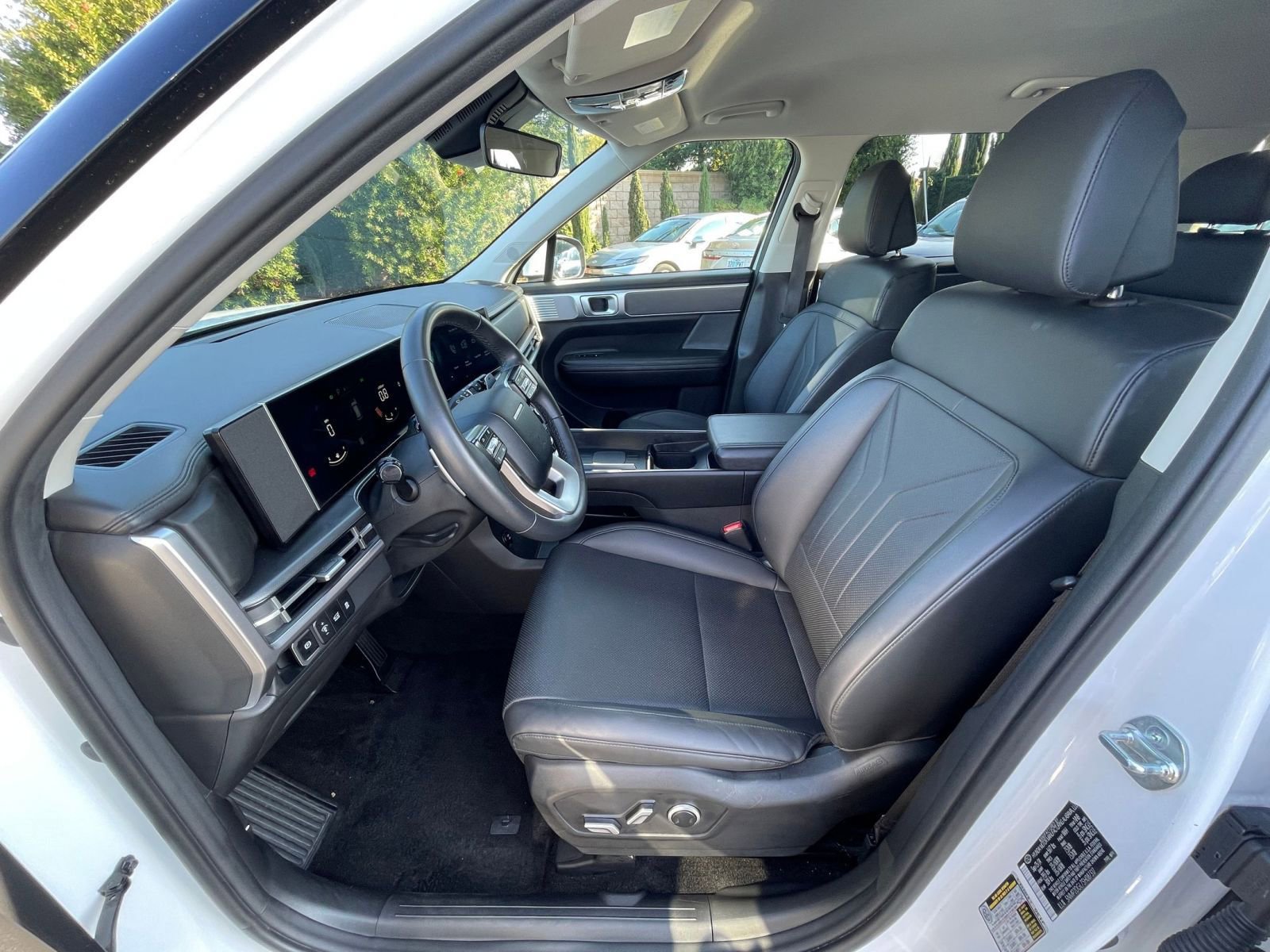 Thumbnail: 2025 Hyundai Santa Fe - 31