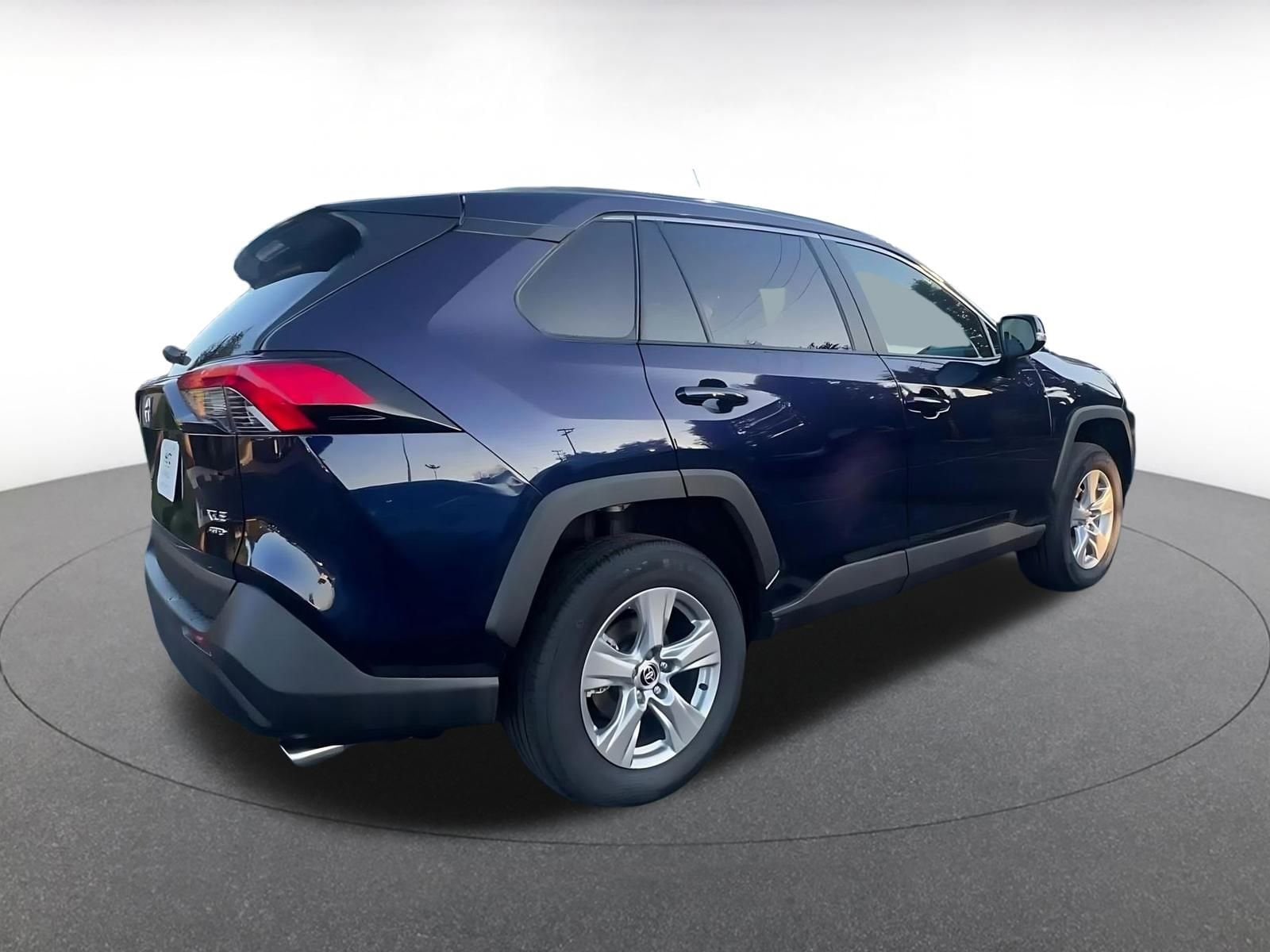 Thumbnail: 2025 Toyota RAV4 - 15