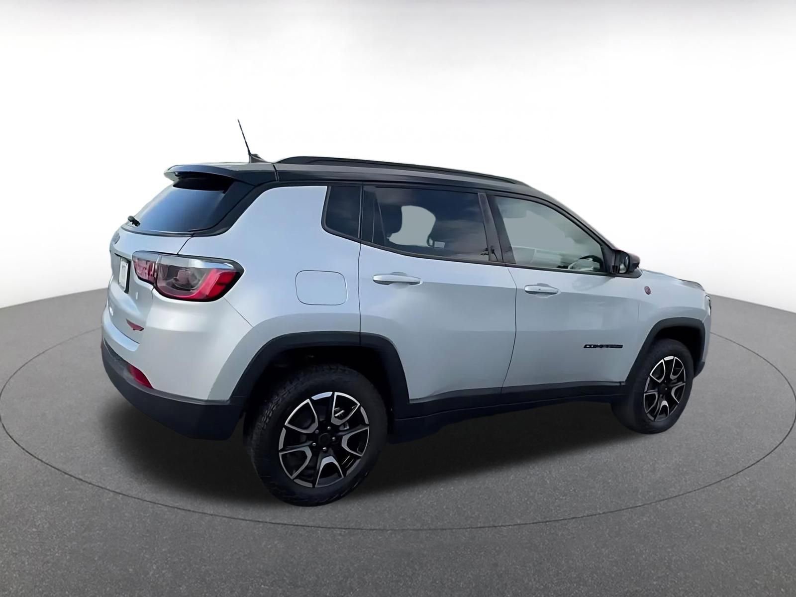 Thumbnail: 2025 Jeep Compass - 15