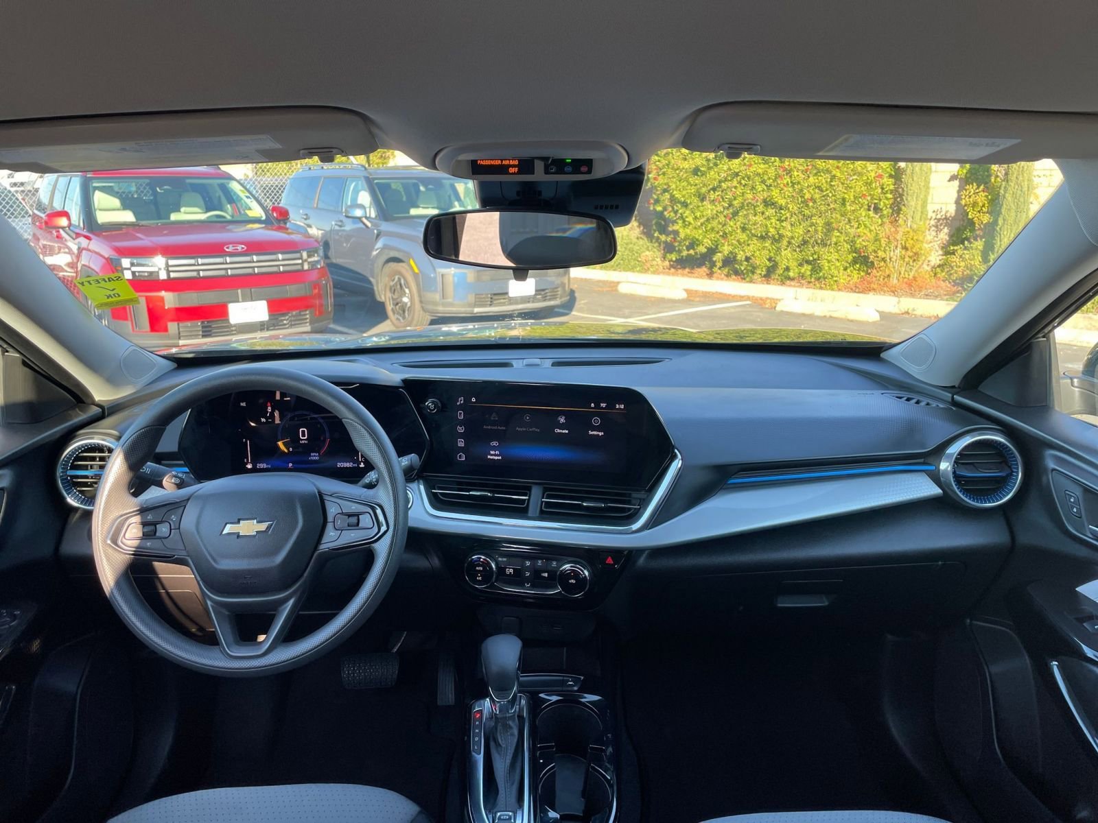 Thumbnail: 2025 Chevrolet Trax - 31