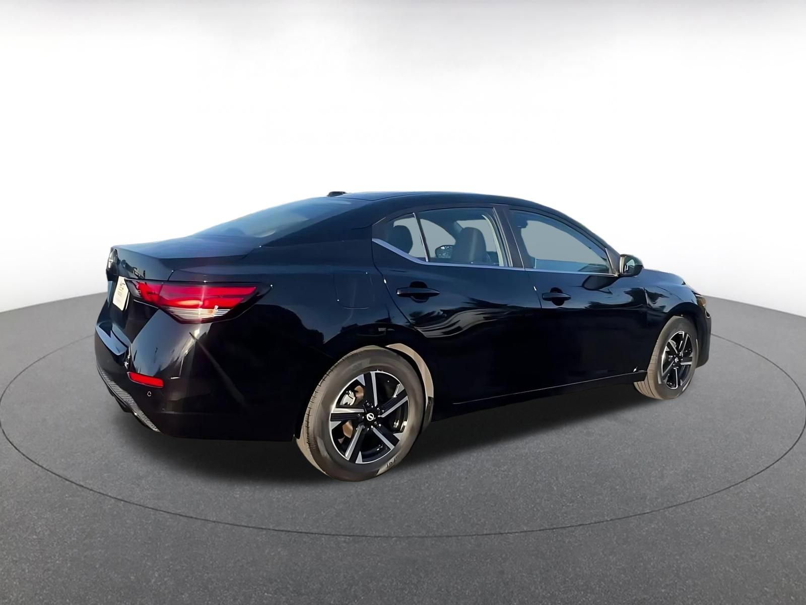 Thumbnail: 2025 Nissan Sentra - 14