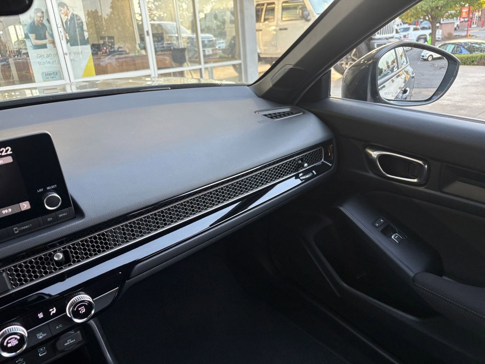 Thumbnail: 2025 Honda Civic - 33