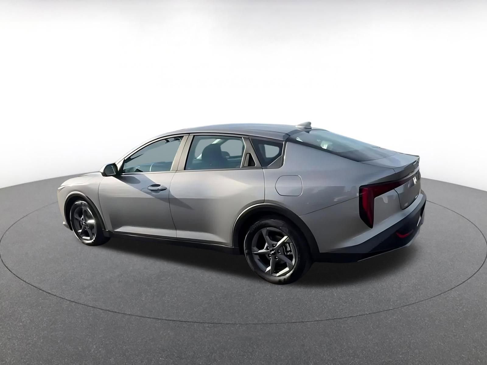 Thumbnail: 2025 Kia K4 - 10