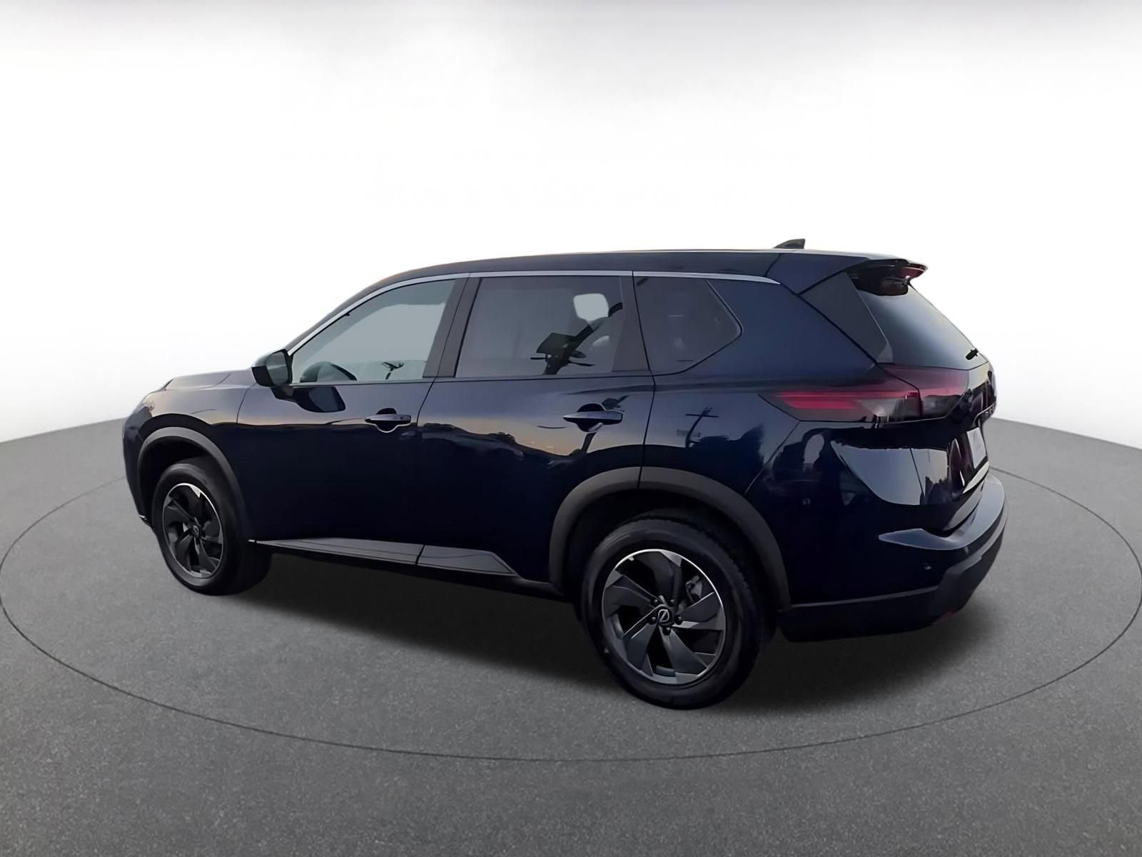 Thumbnail: 2025 Nissan Rogue - 10