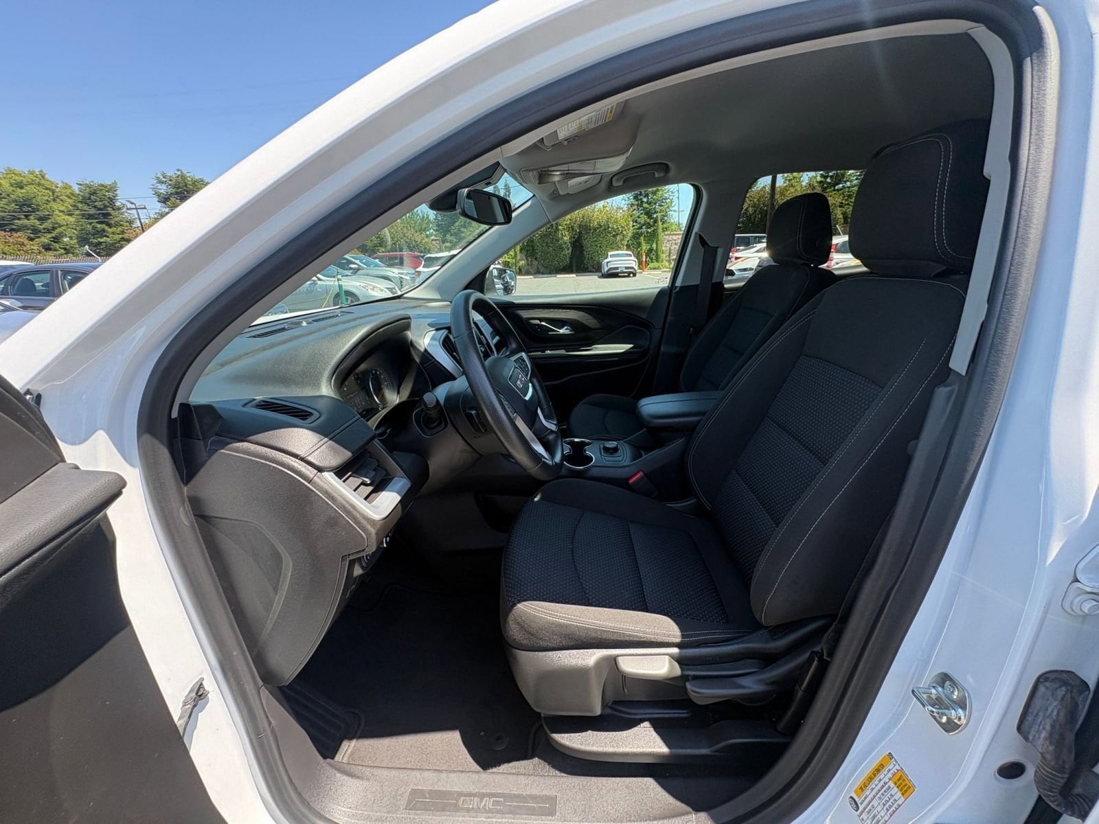 Thumbnail: 2024 GMC Terrain - 27