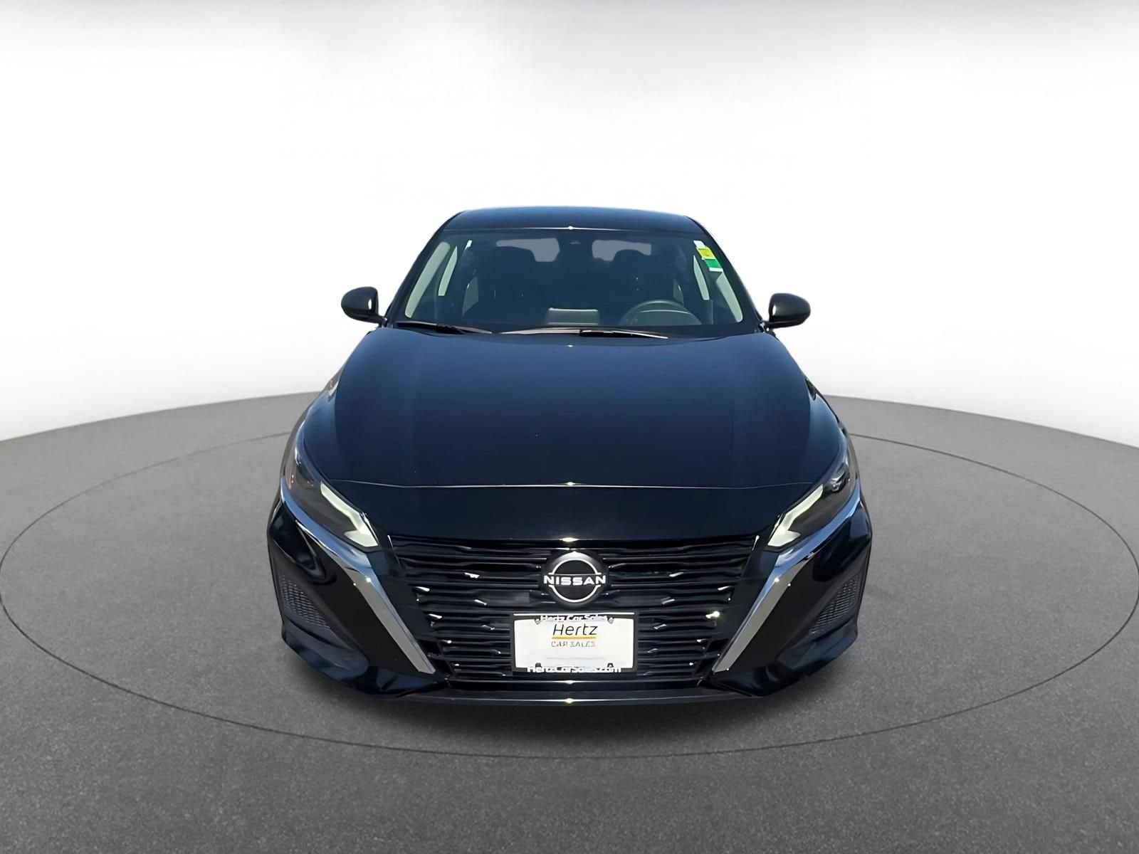 Thumbnail: 2025 Nissan Altima - 4
