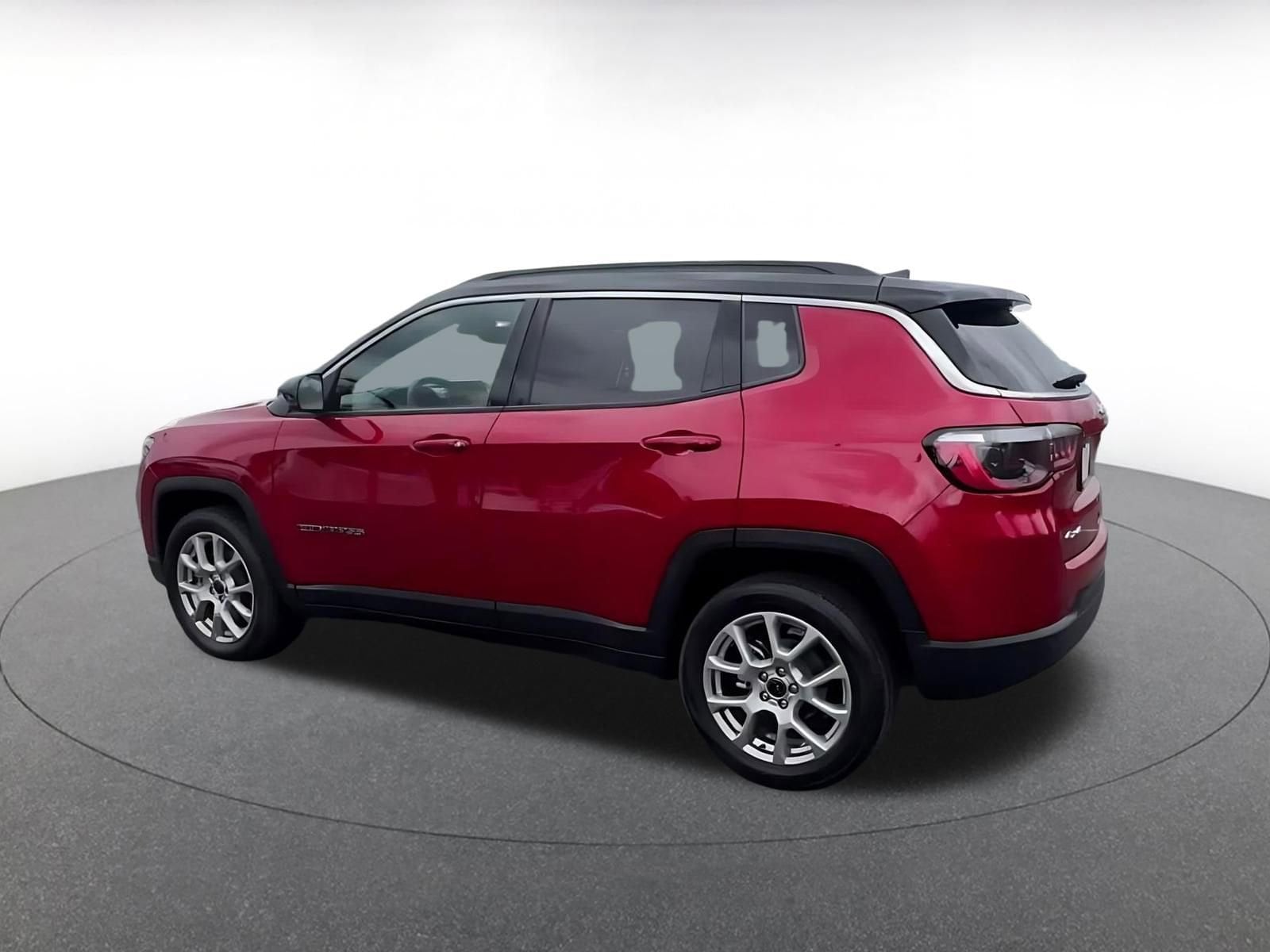 Thumbnail: 2025 Jeep Compass - 10